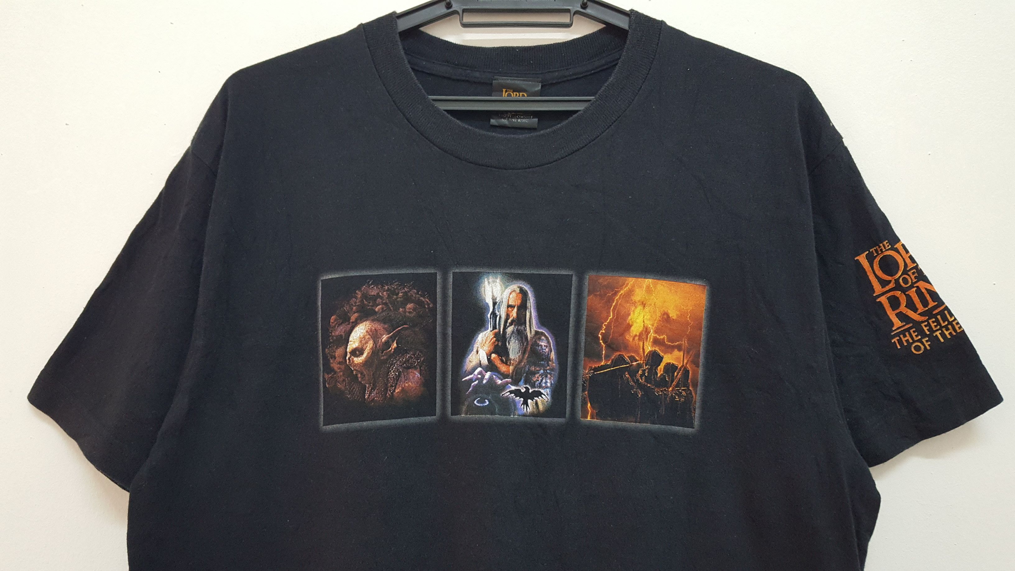 Vintage 🔥 LORD OF THE RINGS THE FELLOWSHIP OF THE RING PROMO TEE Size US L / EU 52-54 / 3 - 5 Thumbnail