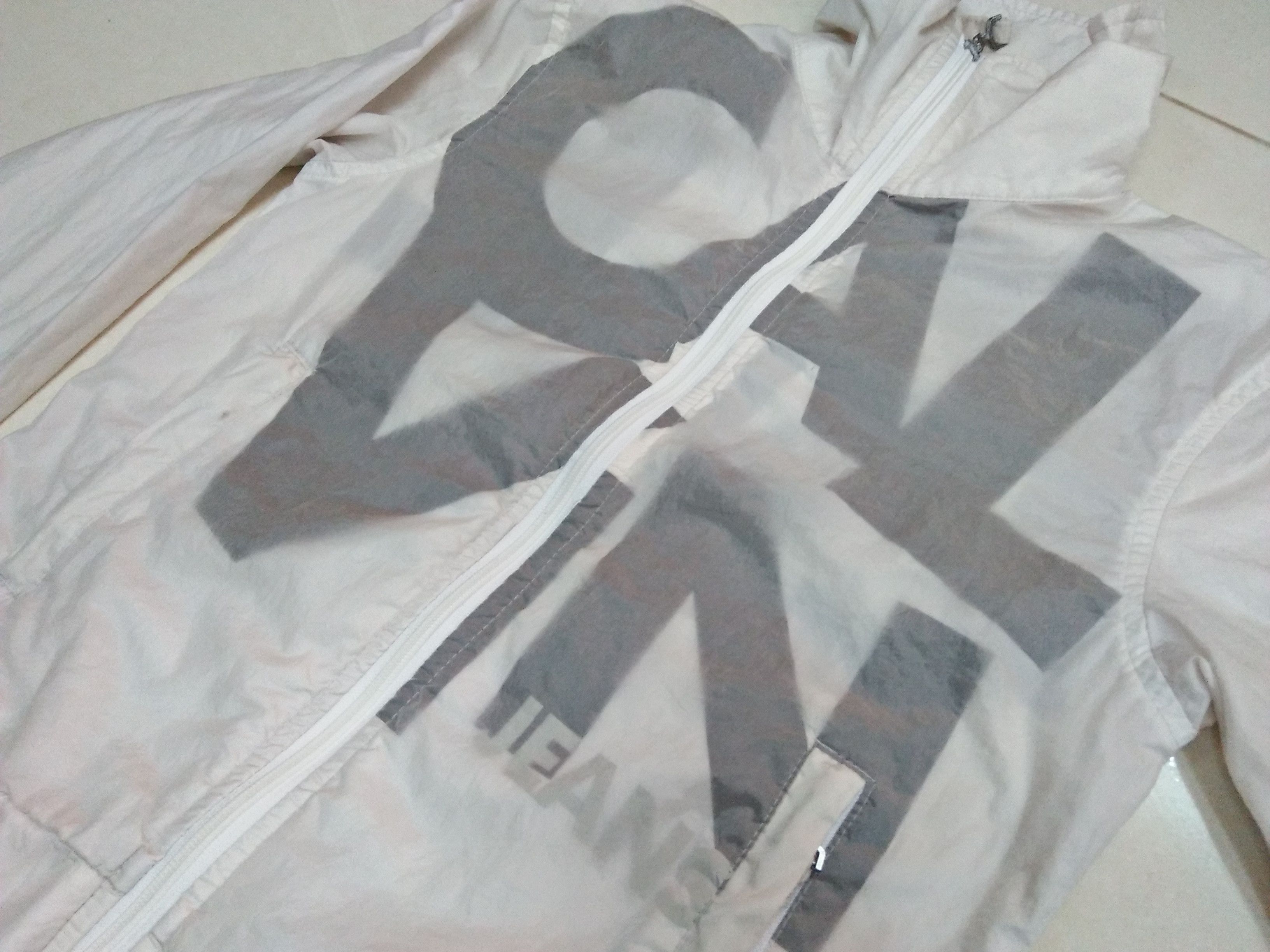Calvin Klein CALVIN KLIEN JEANS Transparent Big Logo Windbreaker Jacket. Size S / US 4 / IT 40 - 6 Thumbnail