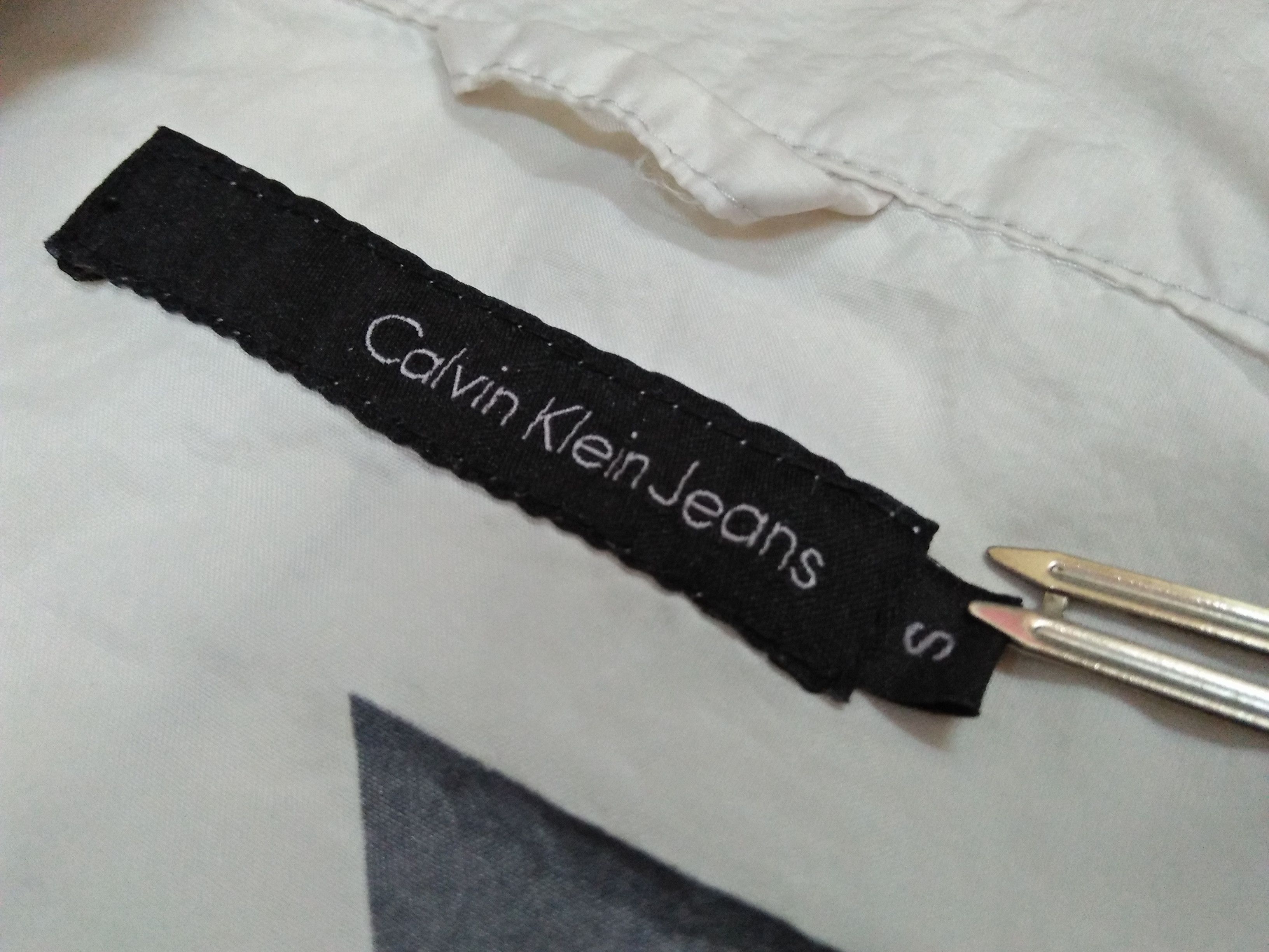 Calvin Klein CALVIN KLIEN JEANS Transparent Big Logo Windbreaker Jacket. Size S / US 4 / IT 40 - 18 Thumbnail