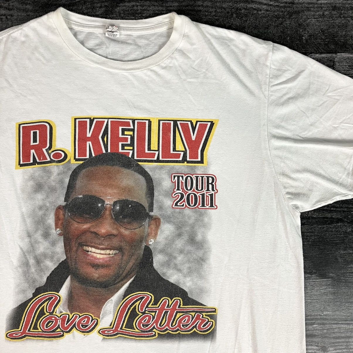 Alstyle × Band Tees × Rap Tees 2011 R. Kelly “Love Letter” Tour Rap T ...
