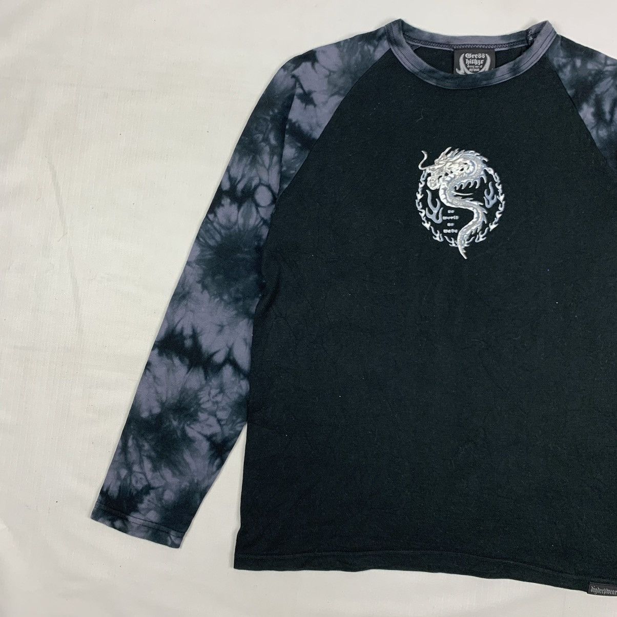 Japanese Brand Vintage Designer Dragon Art Style Sukajan TShirt Size US XS / EU 42 / 0 - 4 Thumbnail
