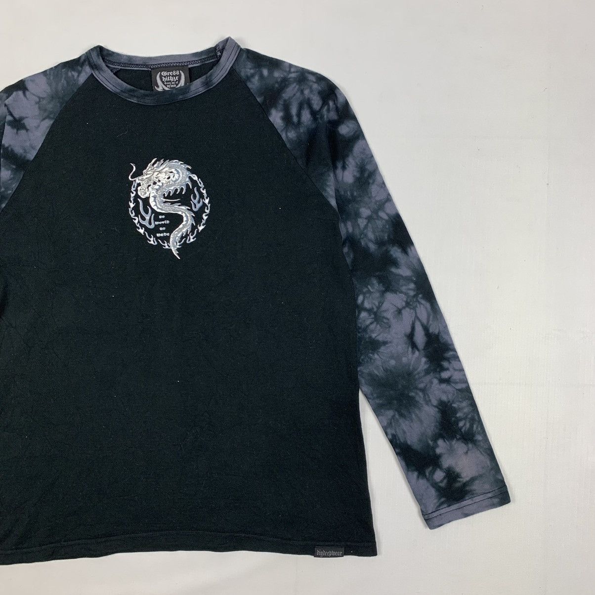 Japanese Brand Vintage Designer Dragon Art Style Sukajan TShirt Size US XS / EU 42 / 0 - 5 Thumbnail