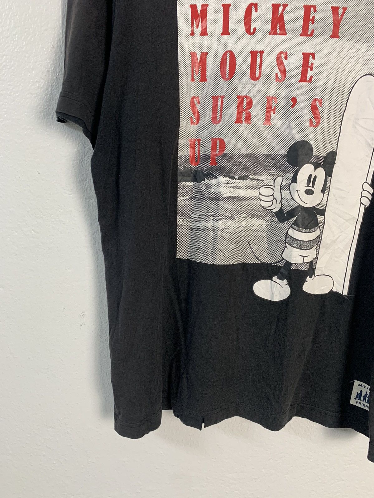 Disney Uniqlo x Disney Mickey Mouse Surf’s Up Tee Size US M / EU 48-50 / 2 - 3 Thumbnail