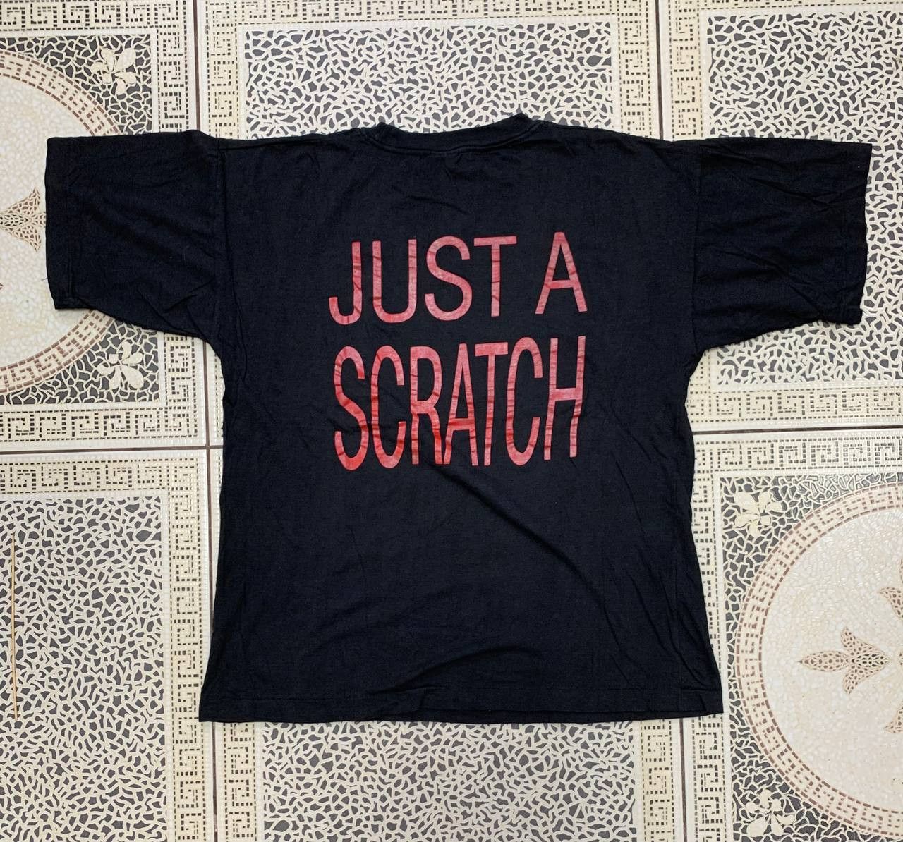 Band Tees Curare Just A Scratch 1991 vintage tee Size US L / EU 52-54 / 3 - 2 Thumbnail