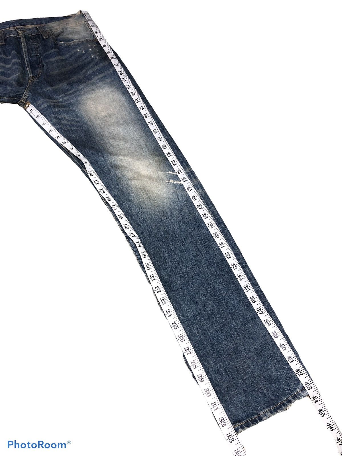 Levi's VINTAGE LEVIS 501 WASHED BLUE DISTRESSED DENIM Size US 30 / EU 46 - 10 Thumbnail