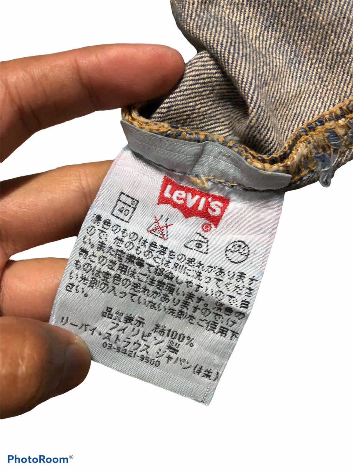 Levi's VINTAGE LEVIS 501 WASHED BLUE DISTRESSED DENIM Size US 30 / EU 46 - 7 Thumbnail