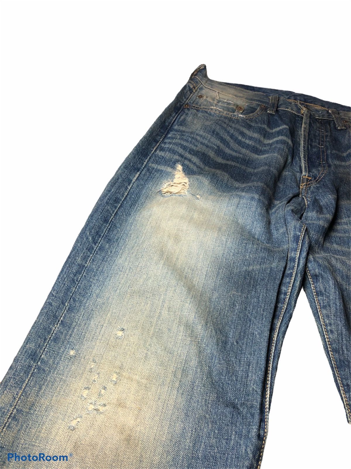 Levi's VINTAGE LEVIS 501 WASHED BLUE DISTRESSED DENIM Size US 30 / EU 46 - 5 Thumbnail