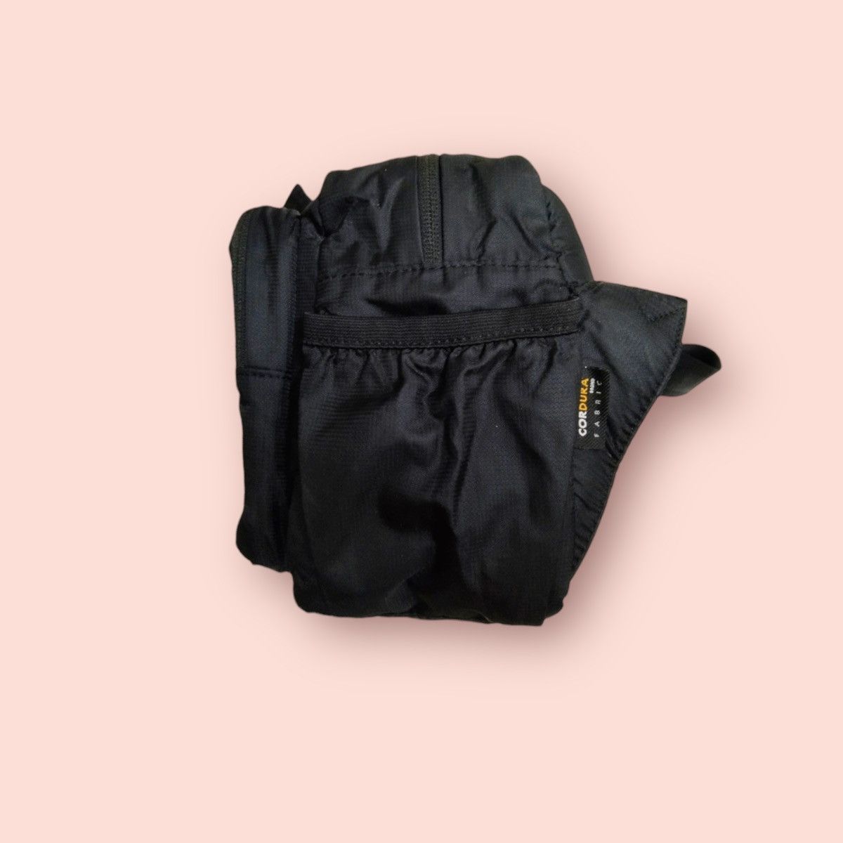 Japanese Brand × Jun Takahashi × Uniqlo UNIQLO X CORDURA FABRIC HIP/WAIST BAG/BODYBAG Size ONE SIZE - 11 Thumbnail