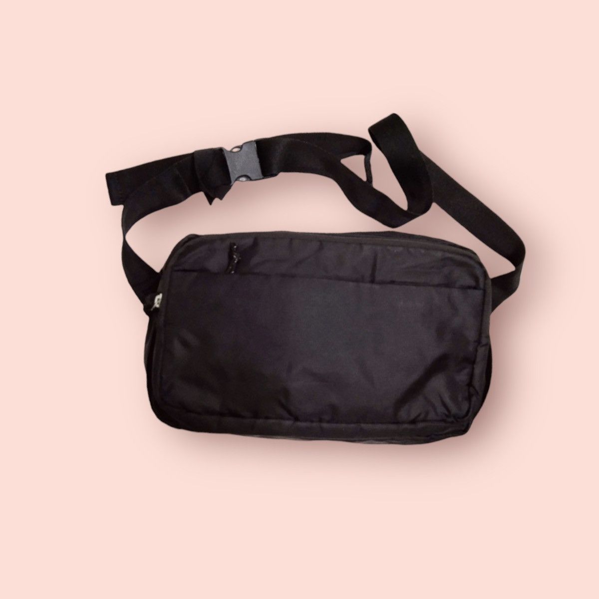 Japanese Brand × Jun Takahashi × Uniqlo UNIQLO X CORDURA FABRIC HIP/WAIST BAG/BODYBAG Size ONE SIZE - 7 Thumbnail