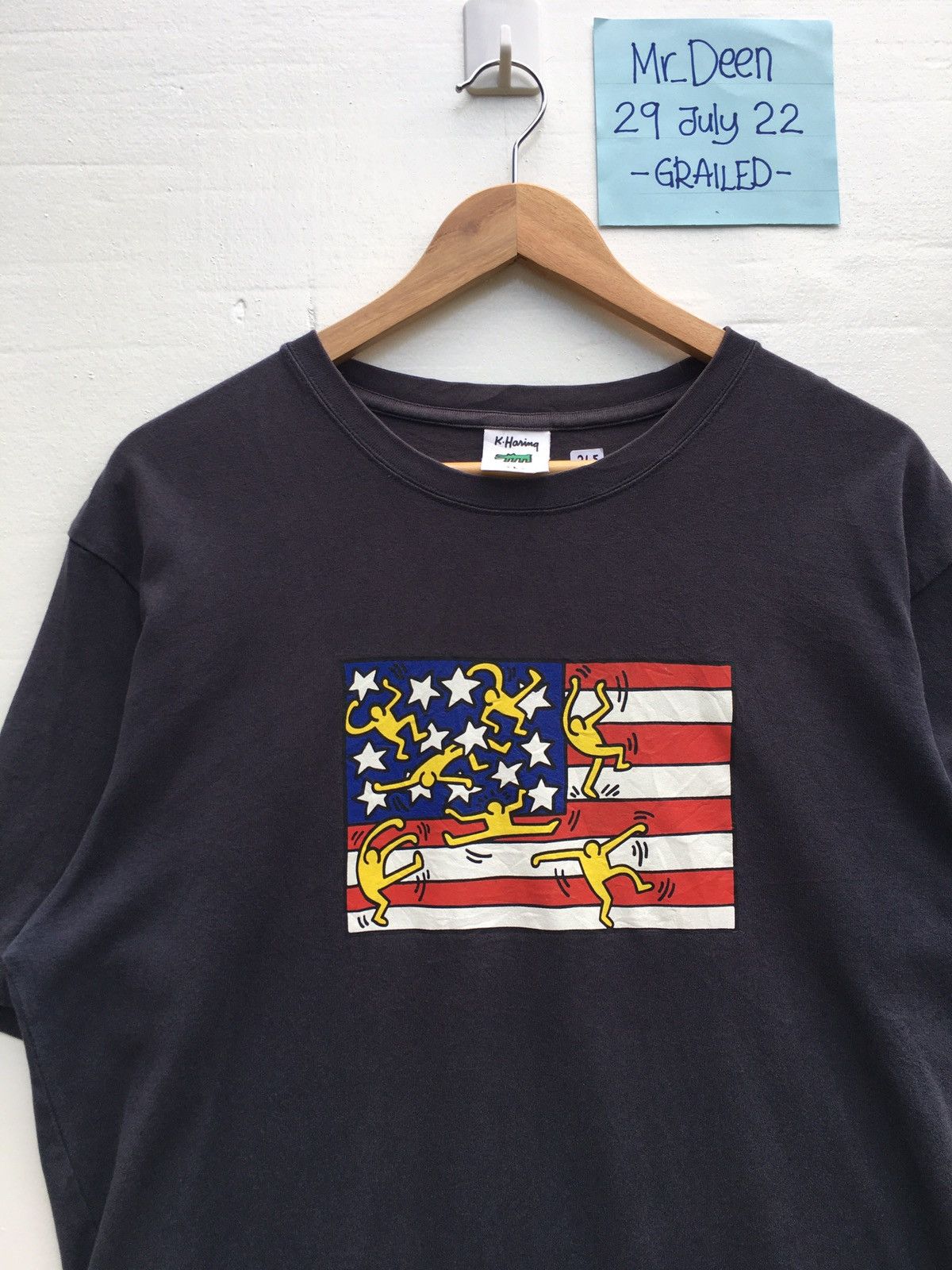 Keith Haring Vintage Keith Haring America Flag Tshirt Size US L / EU 52-54 / 3 - 1 Thumbnail