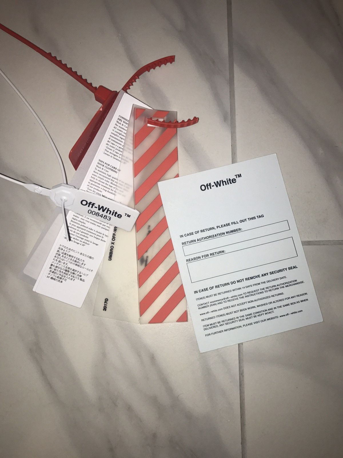 Off-White Off-White X Umbro Shorts Size US 31 - 4 Preview