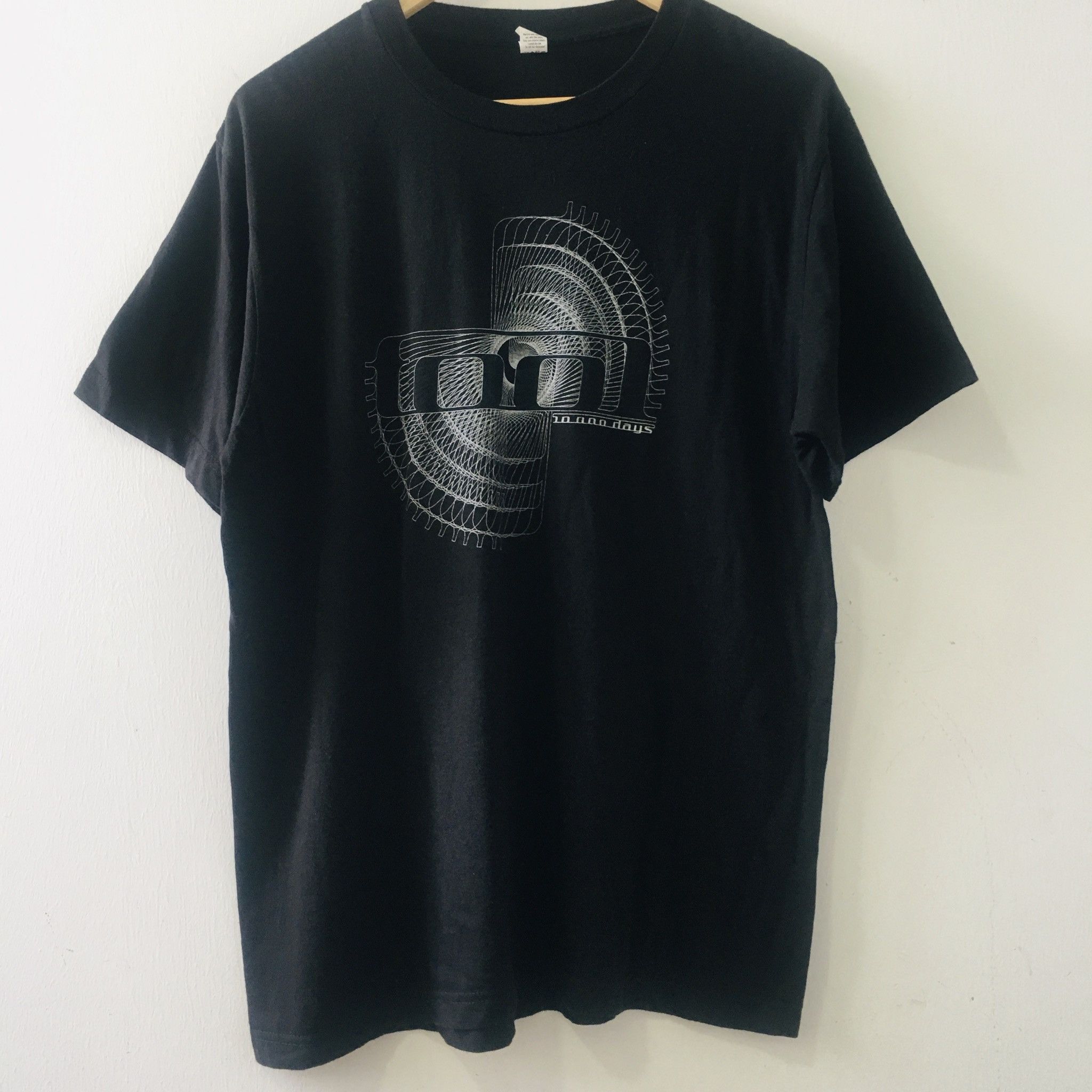 Band Tees Band Tee x Tool Size US M / EU 48-50 / 2 - 2 Thumbnail