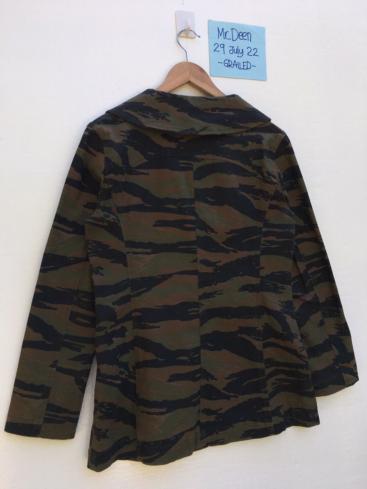 Hysteric Glamour Rare Vintage Hysteric Glamour Camo Jacket Size US S / EU 44-46 / 1 - 16 Thumbnail