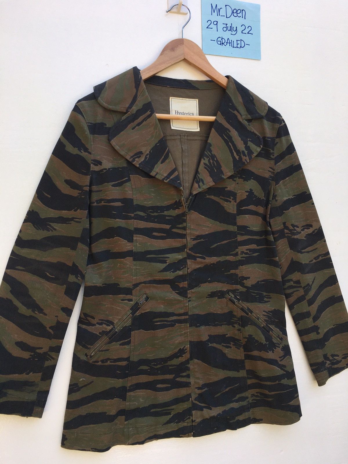 Hysteric Glamour Rare Vintage Hysteric Glamour Camo Jacket Size US S / EU 44-46 / 1 - 5 Thumbnail