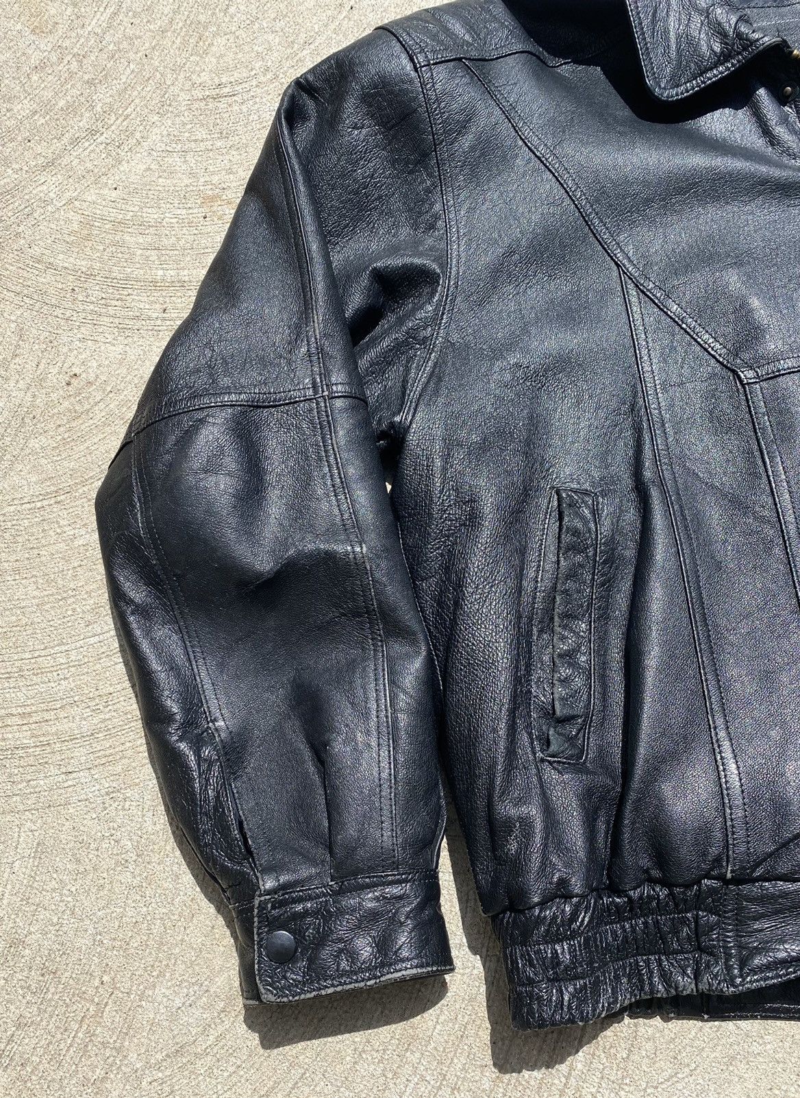 Genuine Leather × Vintage Genuine Black Leather Motorcycle Jacket Size US L / EU 52-54 / 3 - 3 Thumbnail