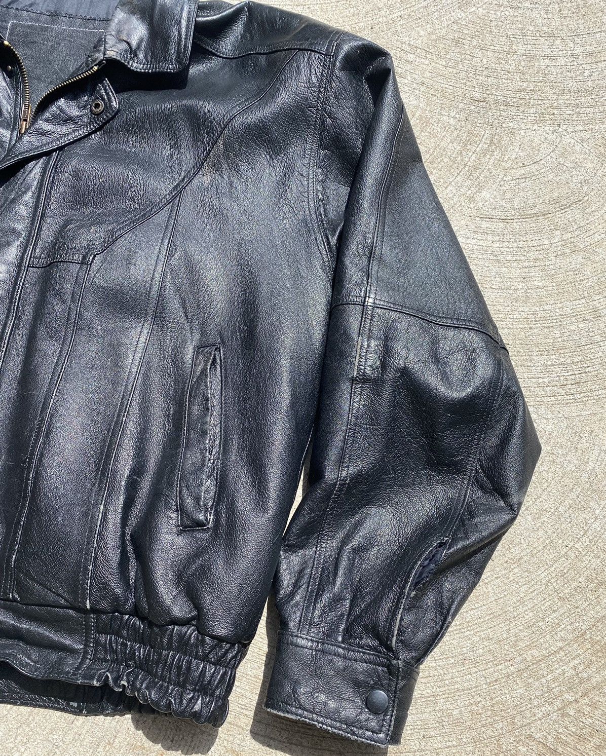 Genuine Leather × Vintage Genuine Black Leather Motorcycle Jacket Size US L / EU 52-54 / 3 - 2 Thumbnail