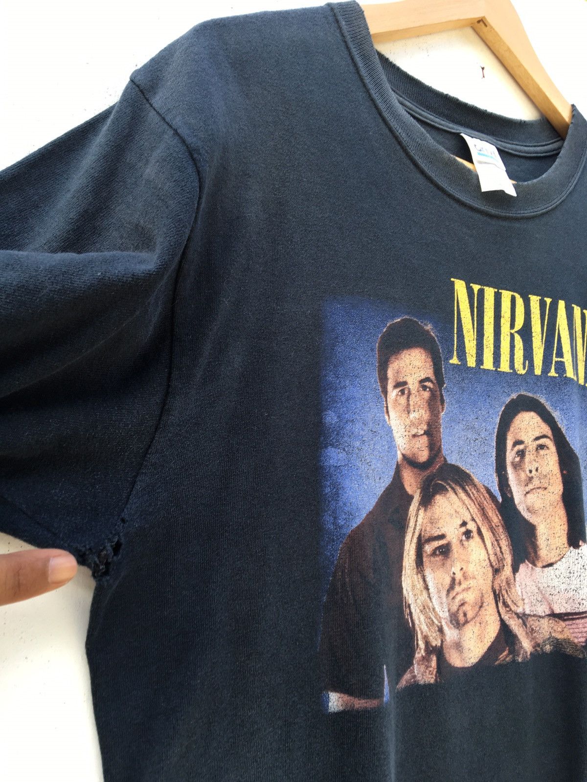 Band Tees Vintage Nirvana Kurt Cobain Trio Anvil Tag Tee Size US M / EU 48-50 / 2 - 15 Thumbnail