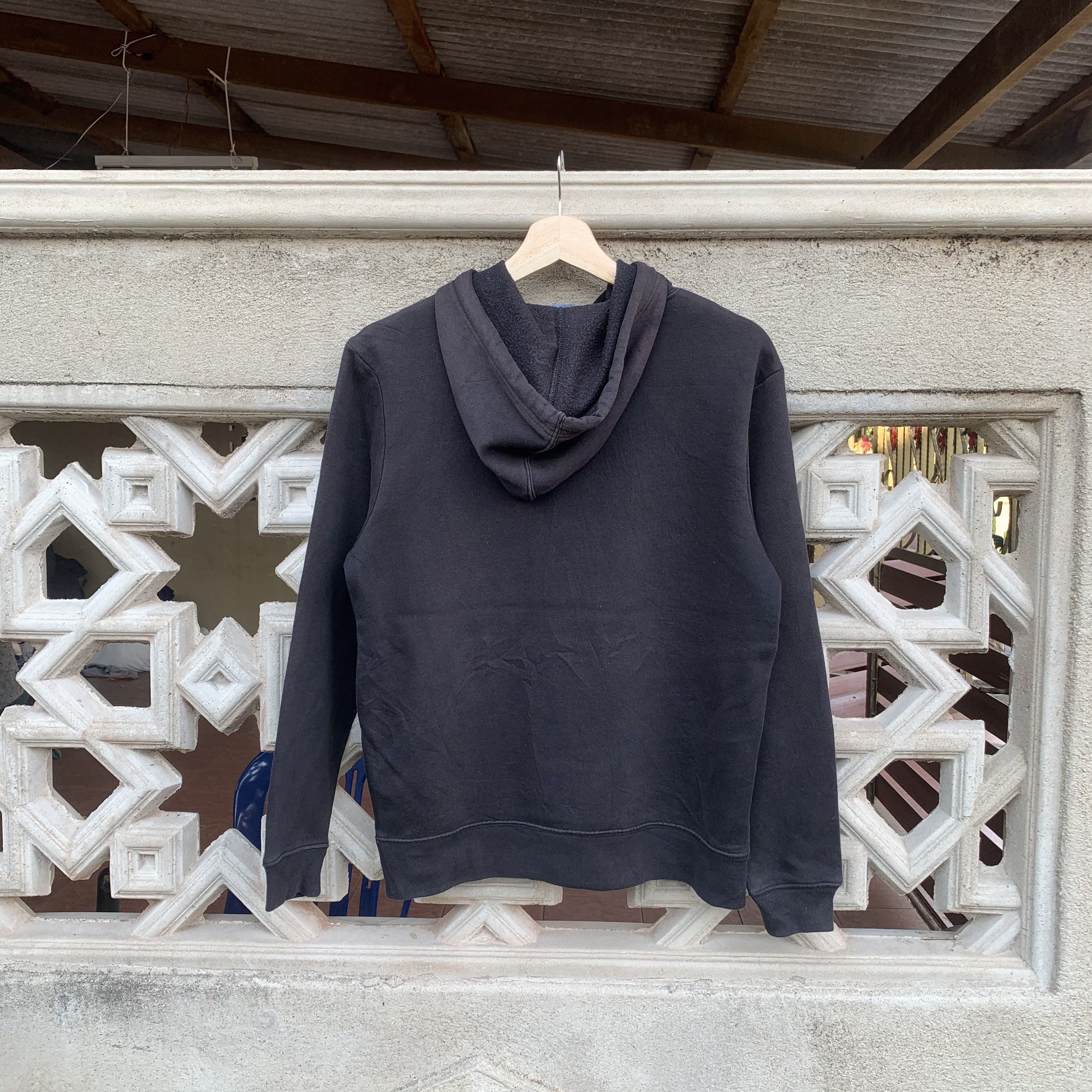 Gap Vintage Gap Spell Out Black Hooded Pullover Sweatshirts Size US M / EU 48-50 / 2 - 6 Thumbnail