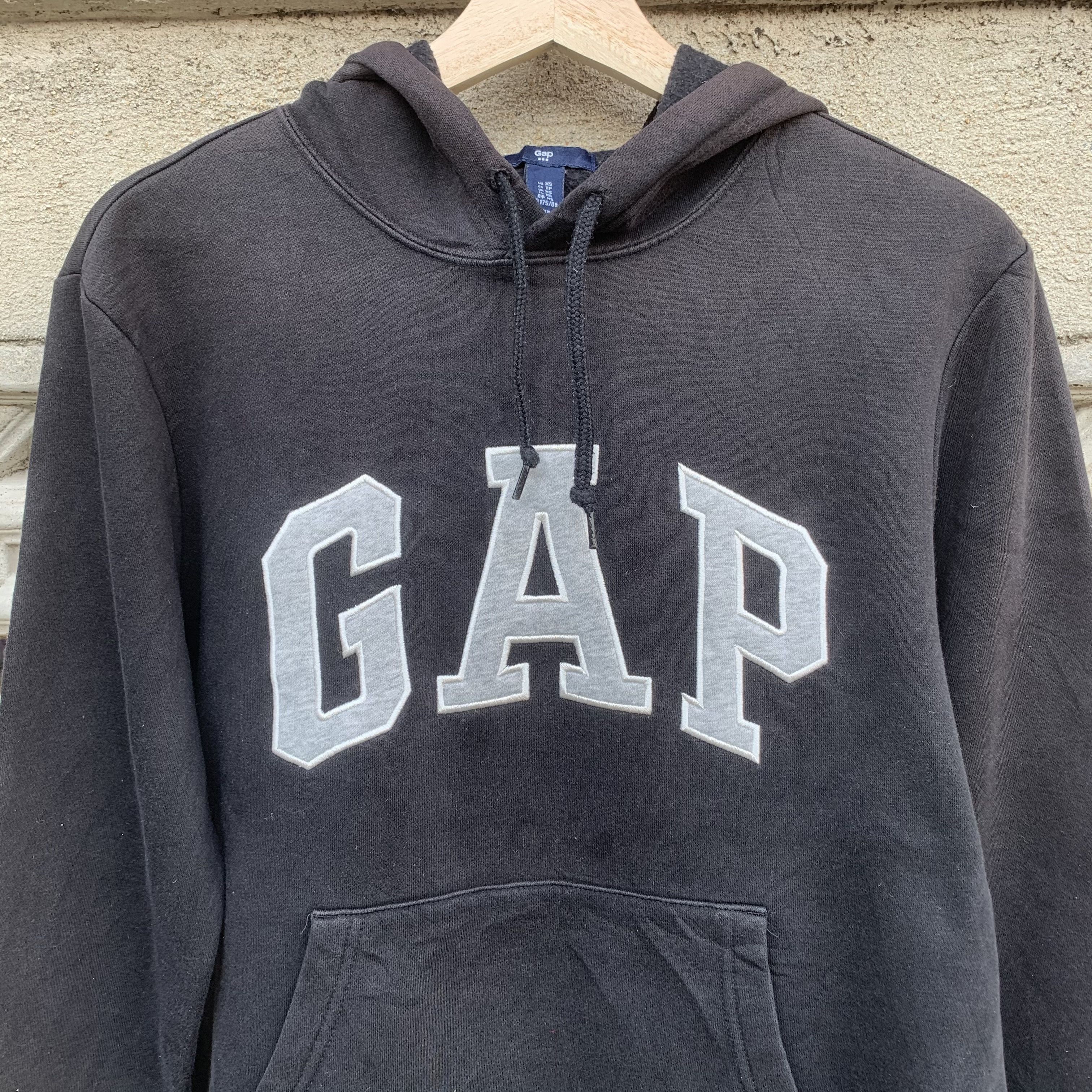 Gap Vintage Gap Spell Out Black Hooded Pullover Sweatshirts Size US M / EU 48-50 / 2 - 2 Thumbnail