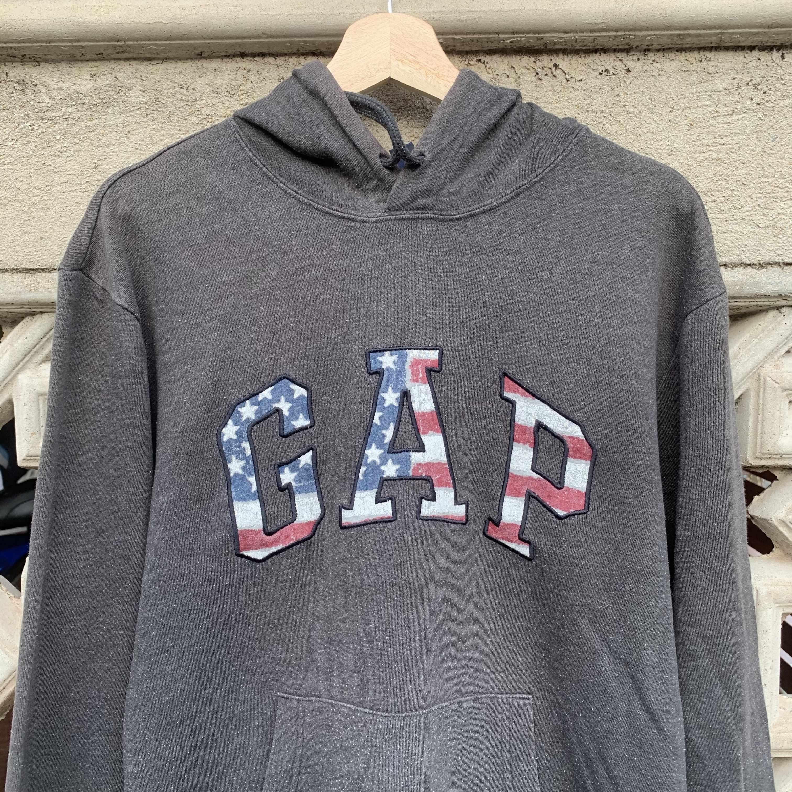 Gap Vintage Gap Spell Out American Flag Pullover Kanye Hooded Size US L / EU 52-54 / 3 - 2 Thumbnail
