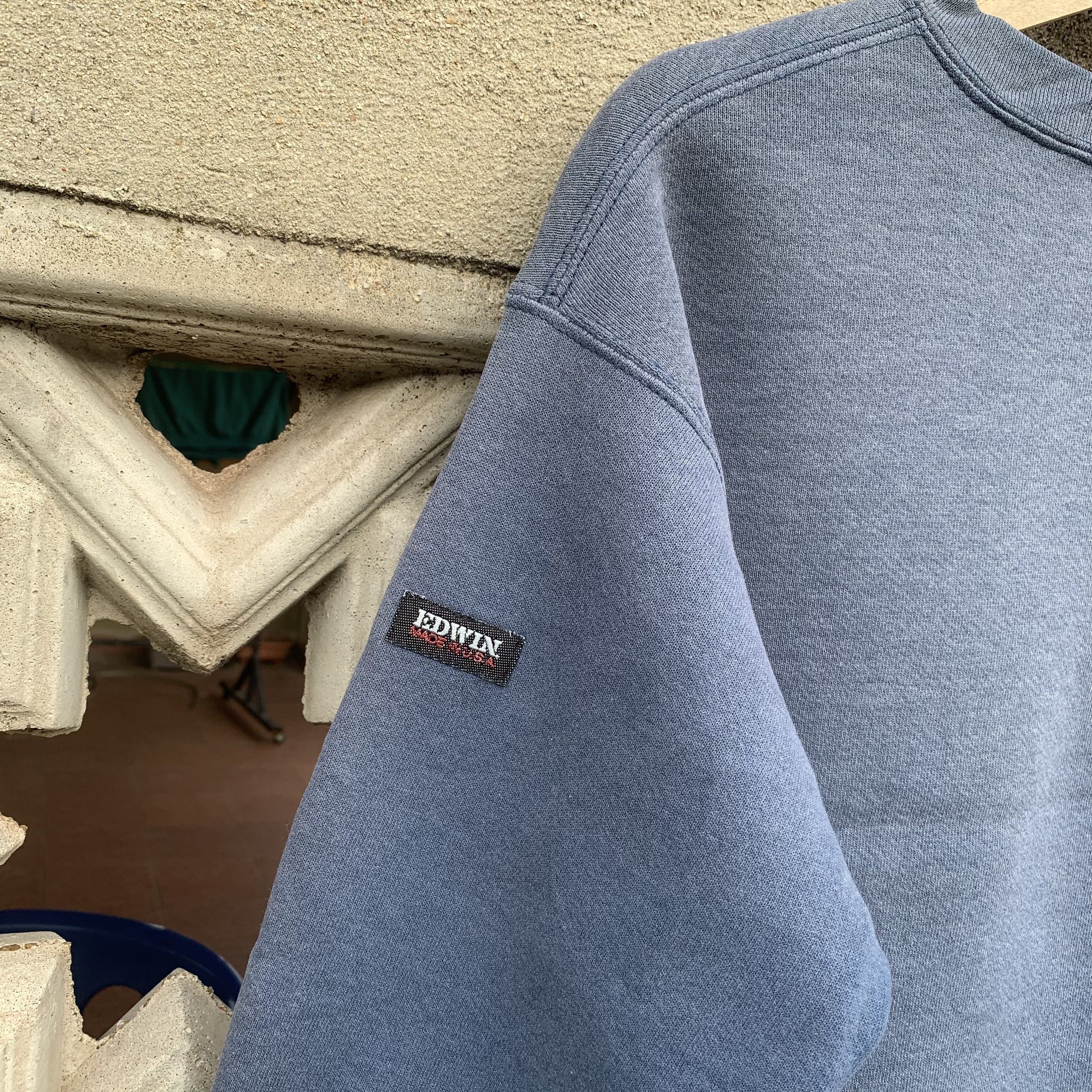 Edwin Vintage Edwin Plain Jumper Pullover Cropped Sweatshirts Size US S / EU 44-46 / 1 - 2 Thumbnail