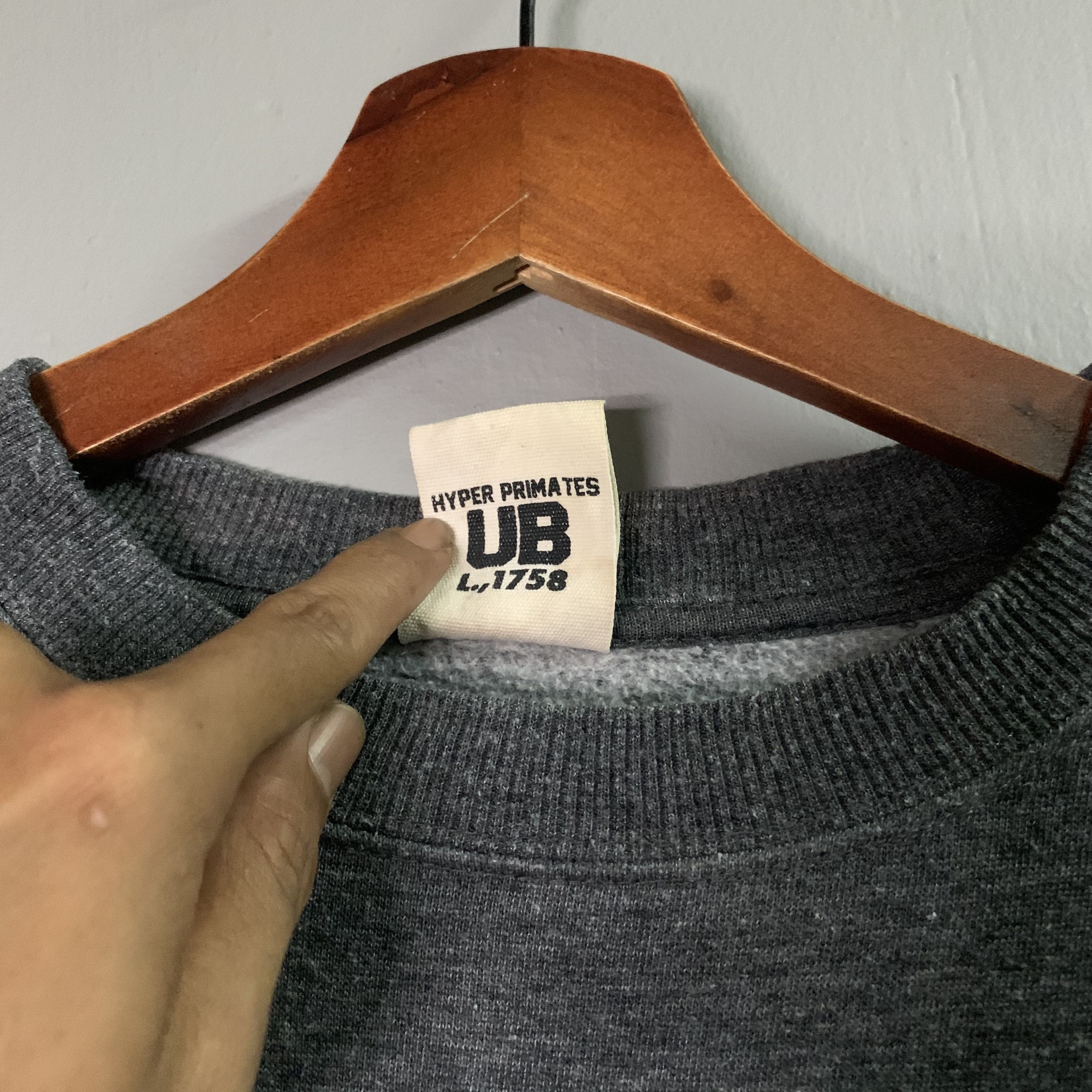 Primitive Vintage Y2K Hyper Primates Uittg Baby Big Logo Sweater Size US L / EU 52-54 / 3 - 5 Thumbnail