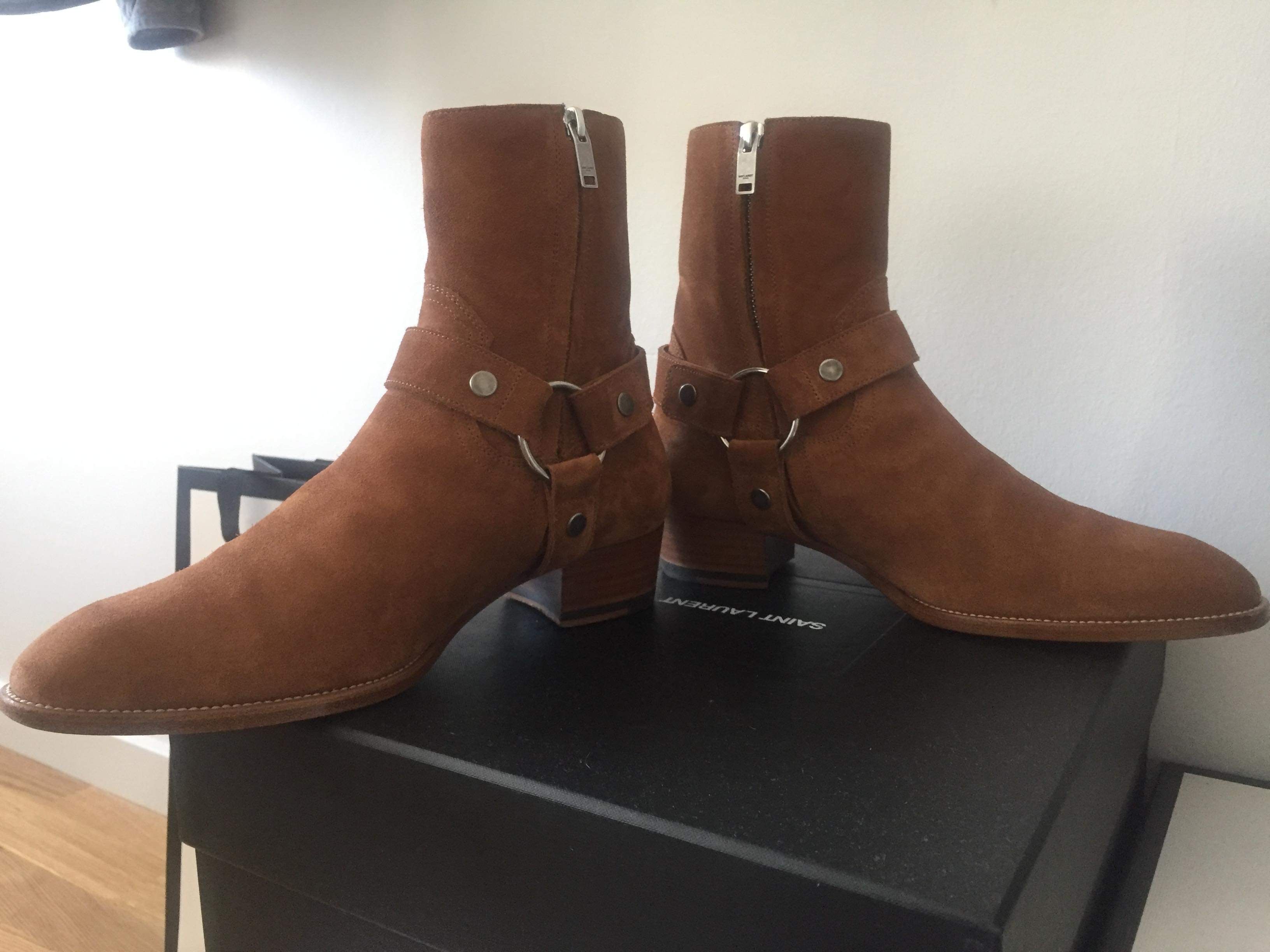 Saint Laurent Paris Saint Laurent Paris Wyatt 40 Harness Size US 6 / EU 39 - 3 Thumbnail