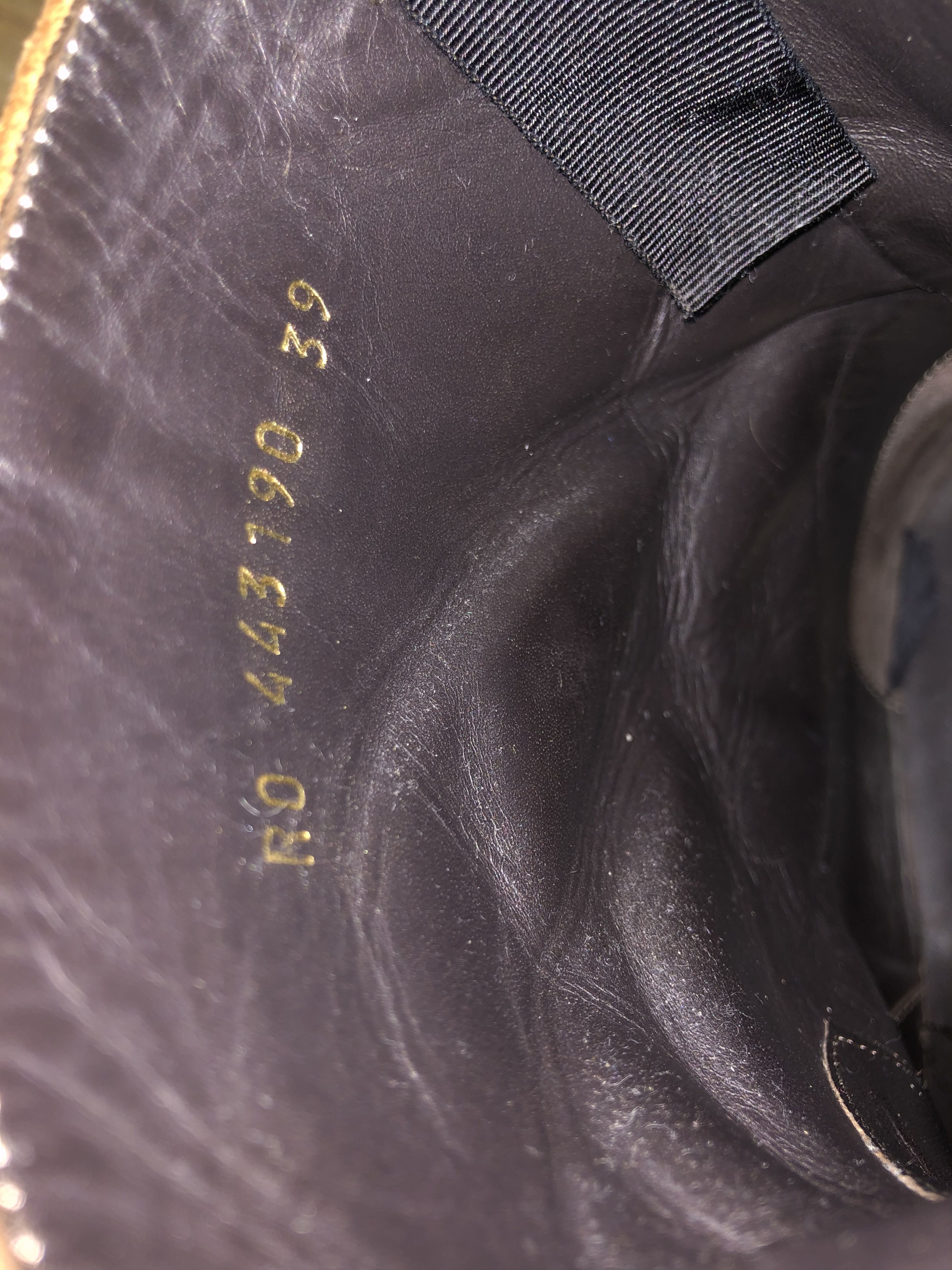 Saint Laurent Paris Saint Laurent Paris Wyatt 40 Harness Size US 6 / EU 39 - 15 Thumbnail
