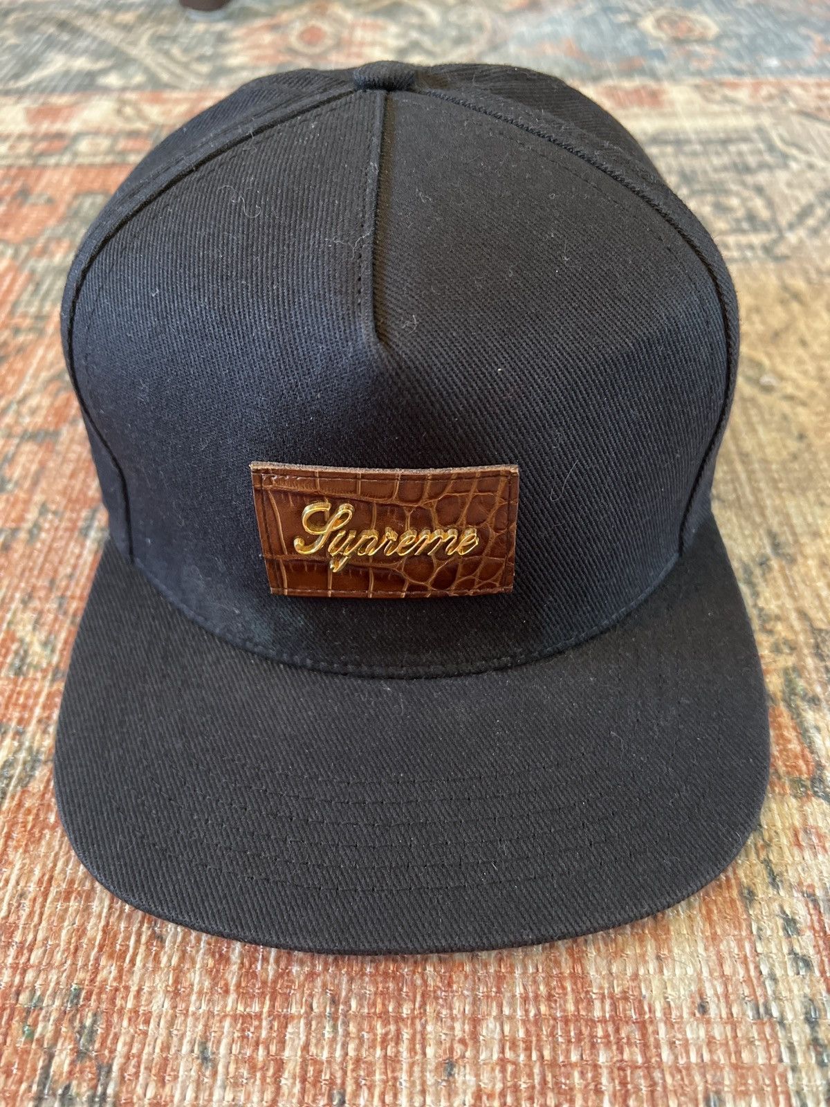 Supreme Leather Appliqué 6-Panel Black SUPREME LEATHER APPLIQUÉ 6-PANEL BLACK CAP