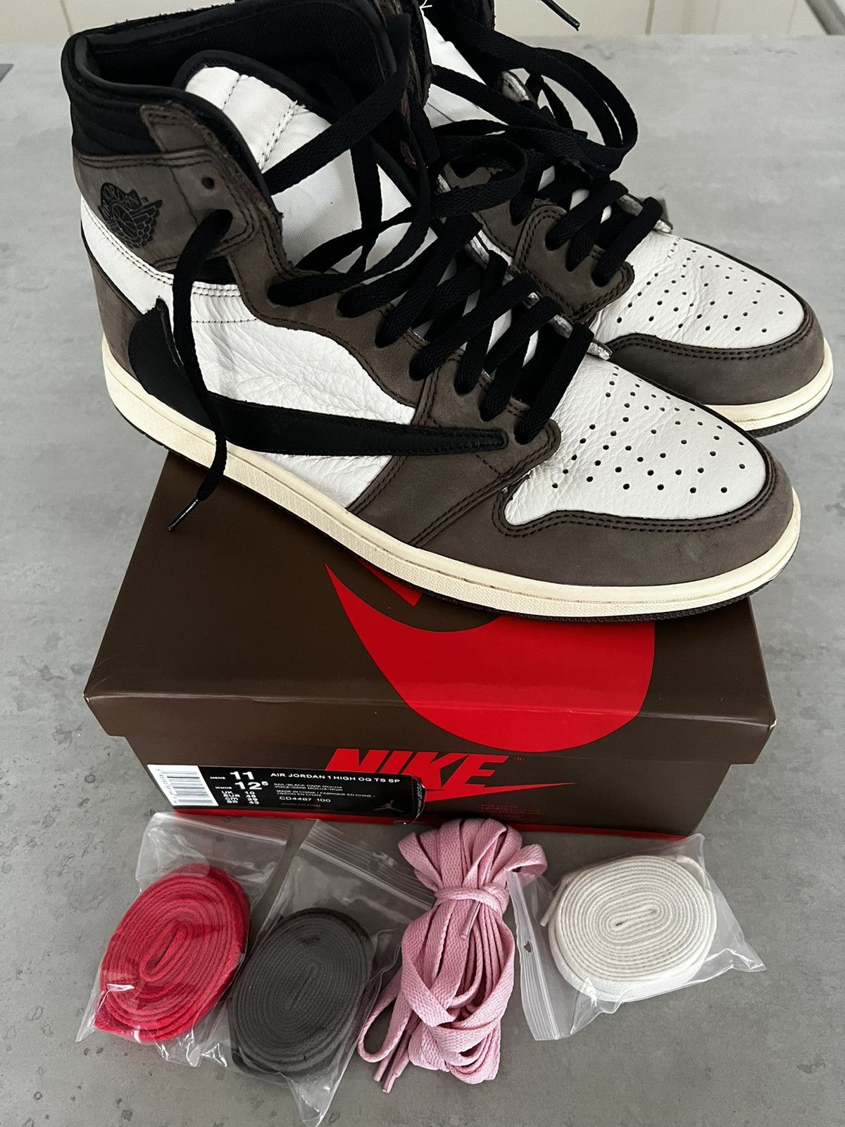 authentic travis scott jordan 1