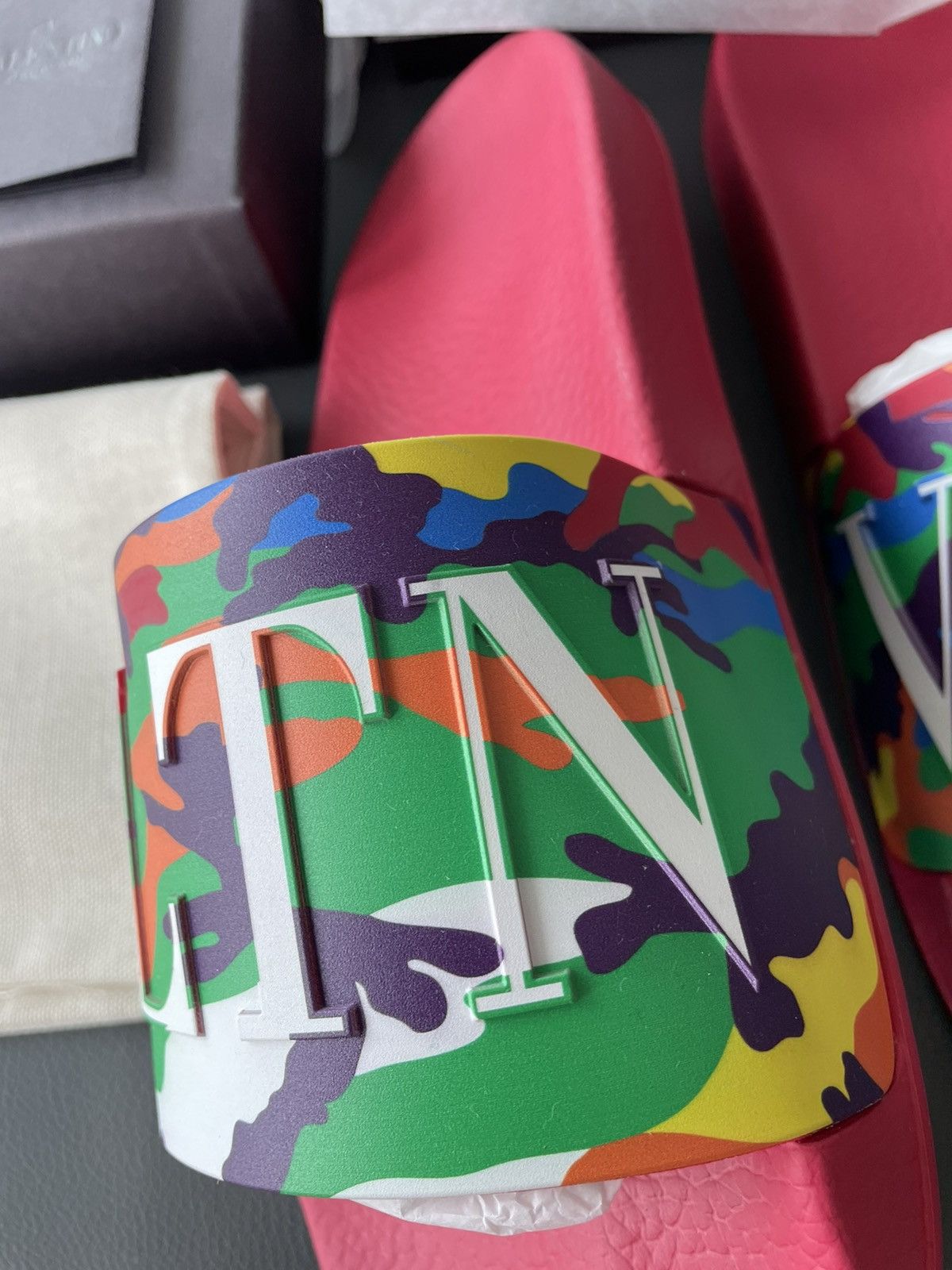 Giovanni Valentino × Valentino Brand New Camouflage Valentino Runway Slides Size US 10 / EU 43 - 10 Thumbnail