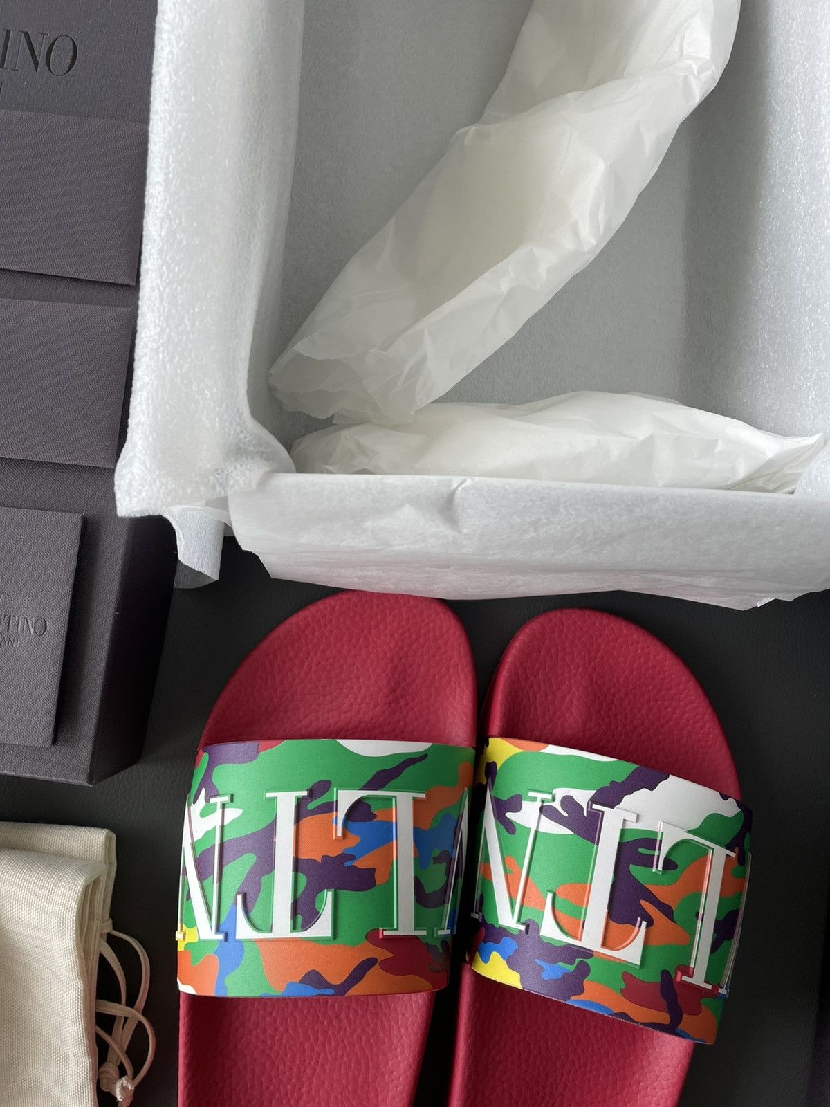 Giovanni Valentino × Valentino Brand New Camouflage Valentino Runway Slides Size US 10 / EU 43 - 24 Thumbnail