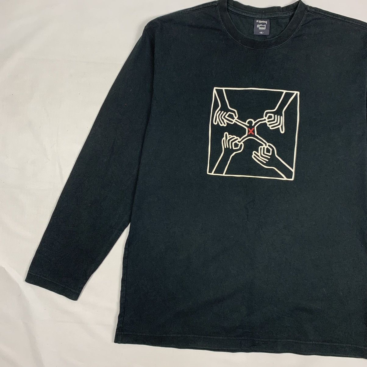 Japanese Brand × Keith Haring × Uniqlo Uniqlo X Keith Haring Long Sleeve Shirt Size US XL / EU 56 / 4 - 2 Thumbnail