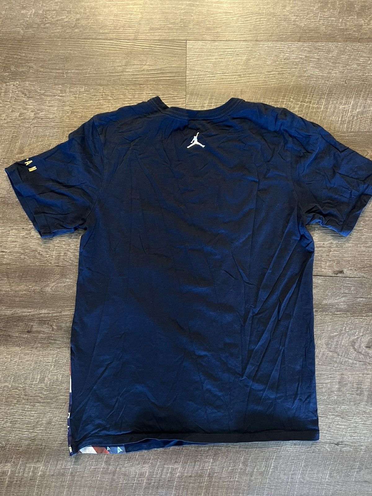 Jordan Brand Rare Air Jordan “1992 Peace Sign Olympics” Tshirt Size US M / EU 48-50 / 2 - 2 Thumbnail
