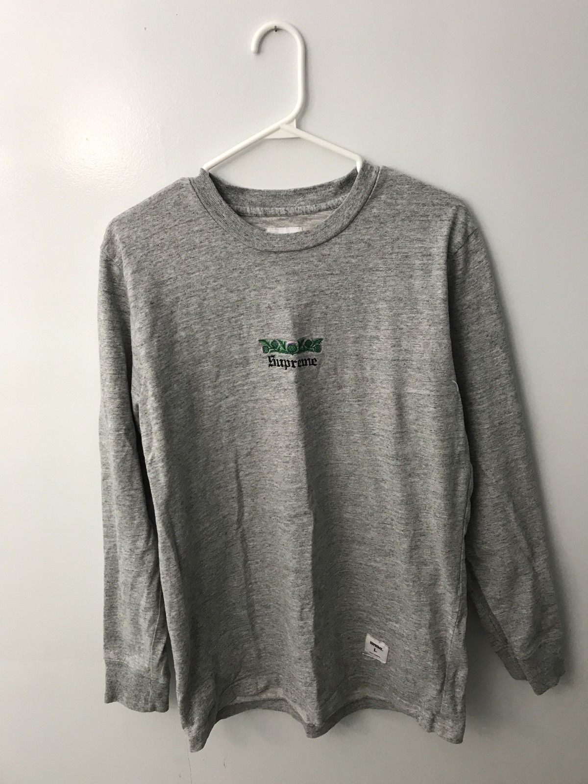 Supreme floral logo tee clearance