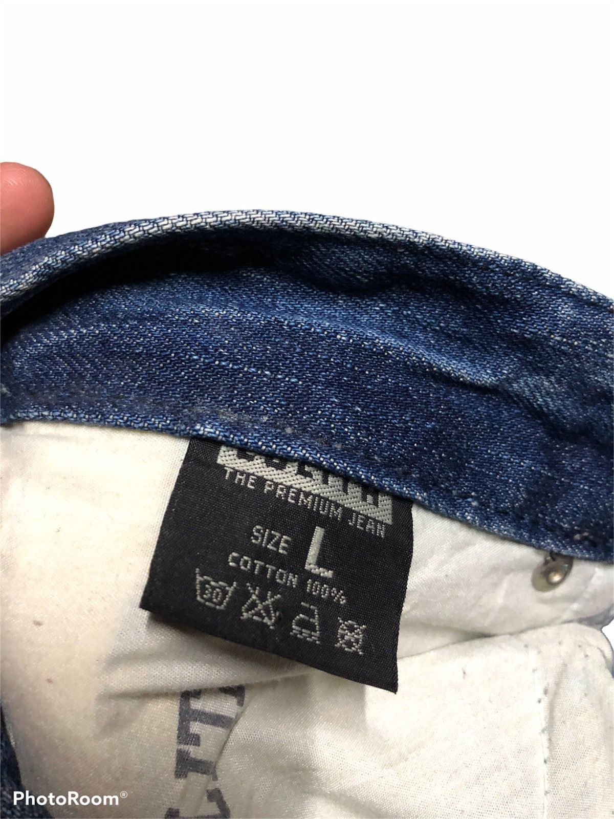 Other EMBROIDERY FLOWER DENIN BY LOLITA JEANS Size US 33 - 5 Thumbnail