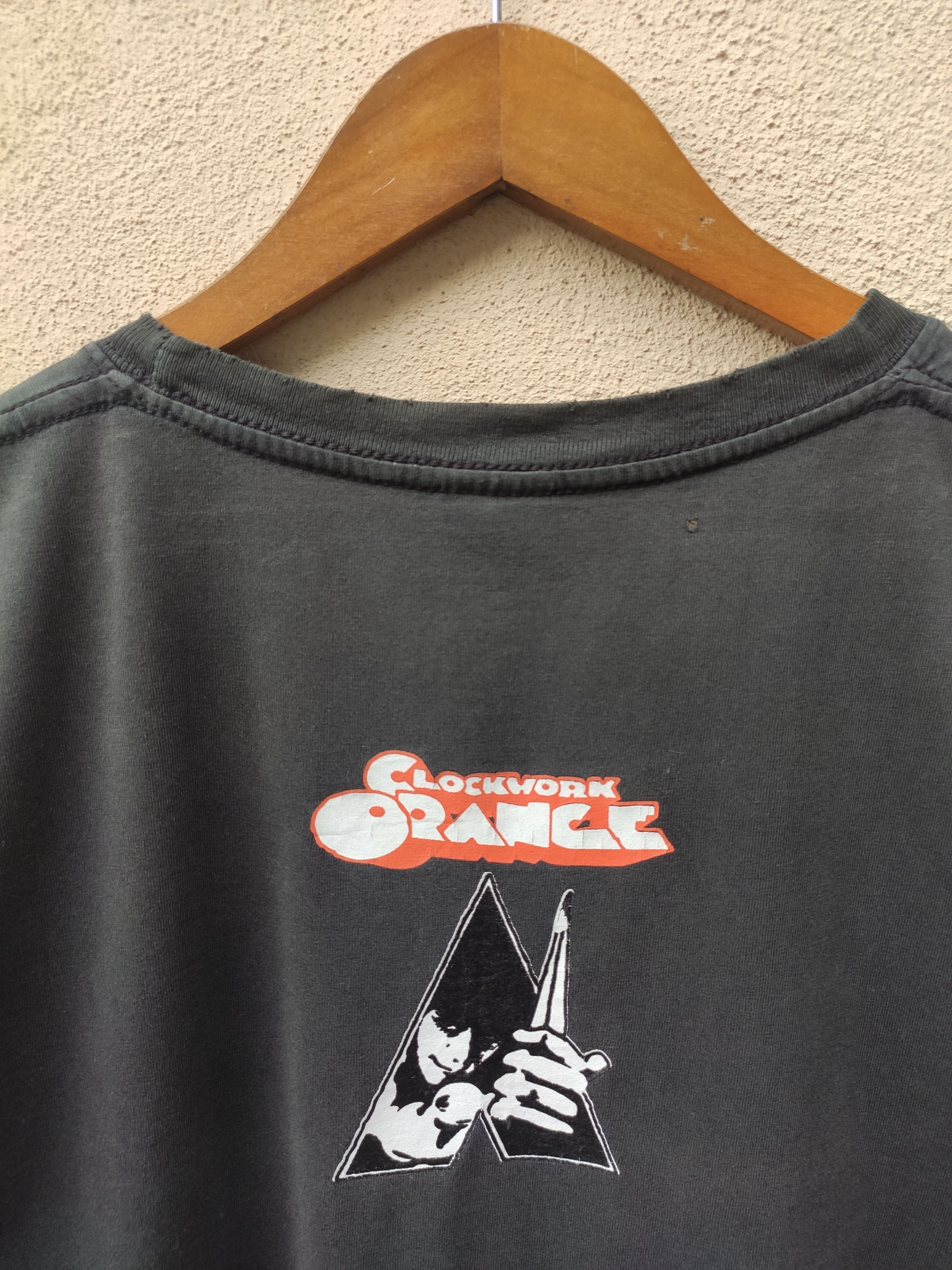 Vintage 🔥 Vintage 90s Vintage Clockwork Orange t shirt distressed Size US L / EU 52-54 / 3 - 3 Thumbnail