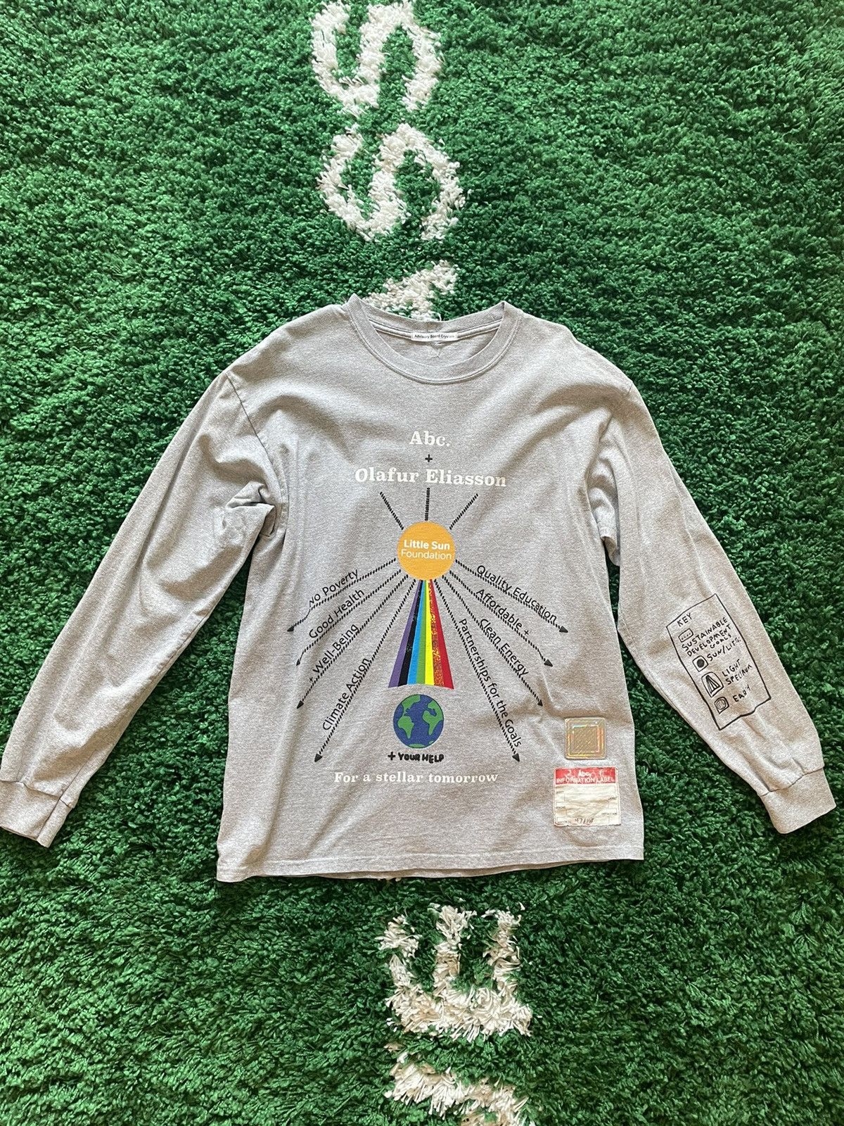 image of Advisory Board Crystals Little Sun Foundation Collab Tee in Grey, Men's (Size Medium)