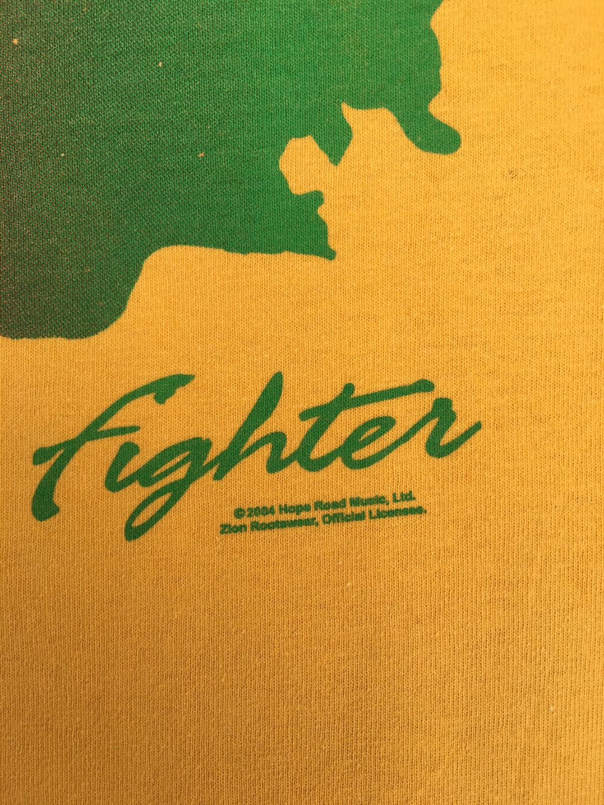 Bob Marley Rare Vintage Bob Marley Freedom Fighter Gold Tshirt Size US L / EU 52-54 / 3 - 7 Thumbnail