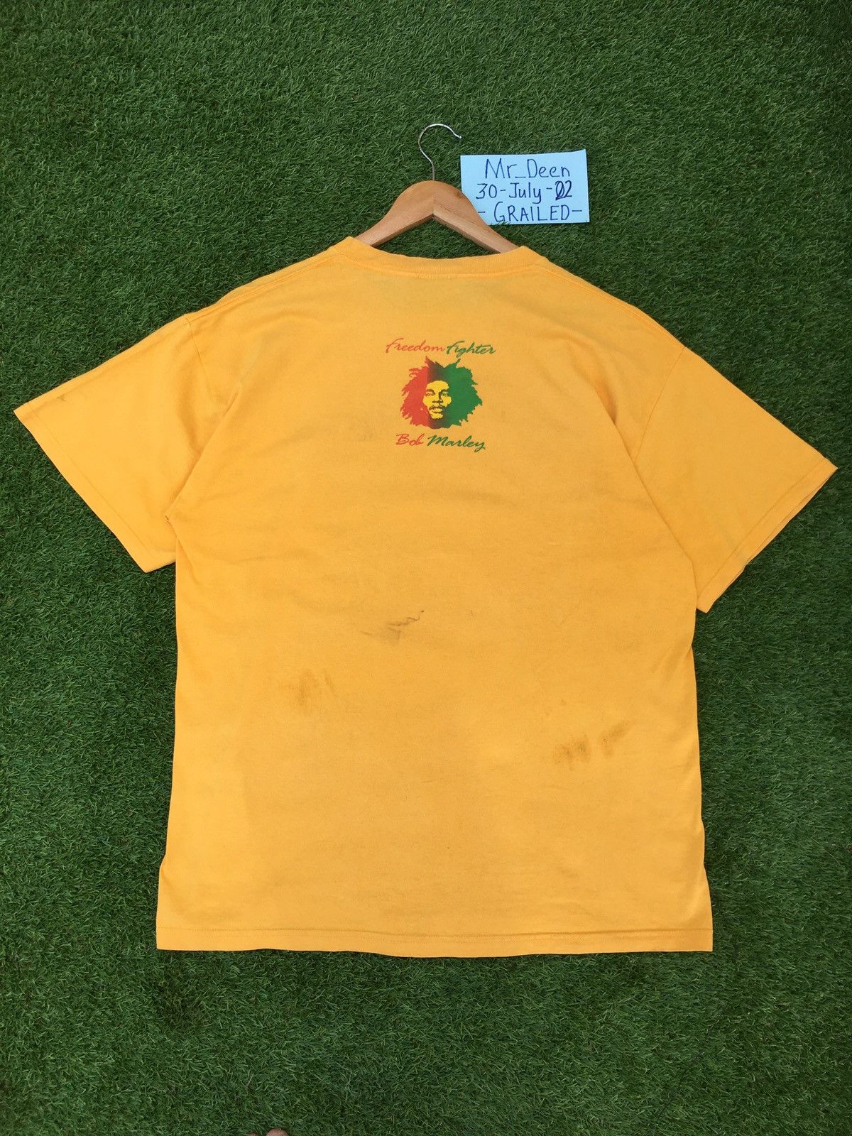 Bob Marley Rare Vintage Bob Marley Freedom Fighter Gold Tshirt Size US L / EU 52-54 / 3 - 12 Thumbnail