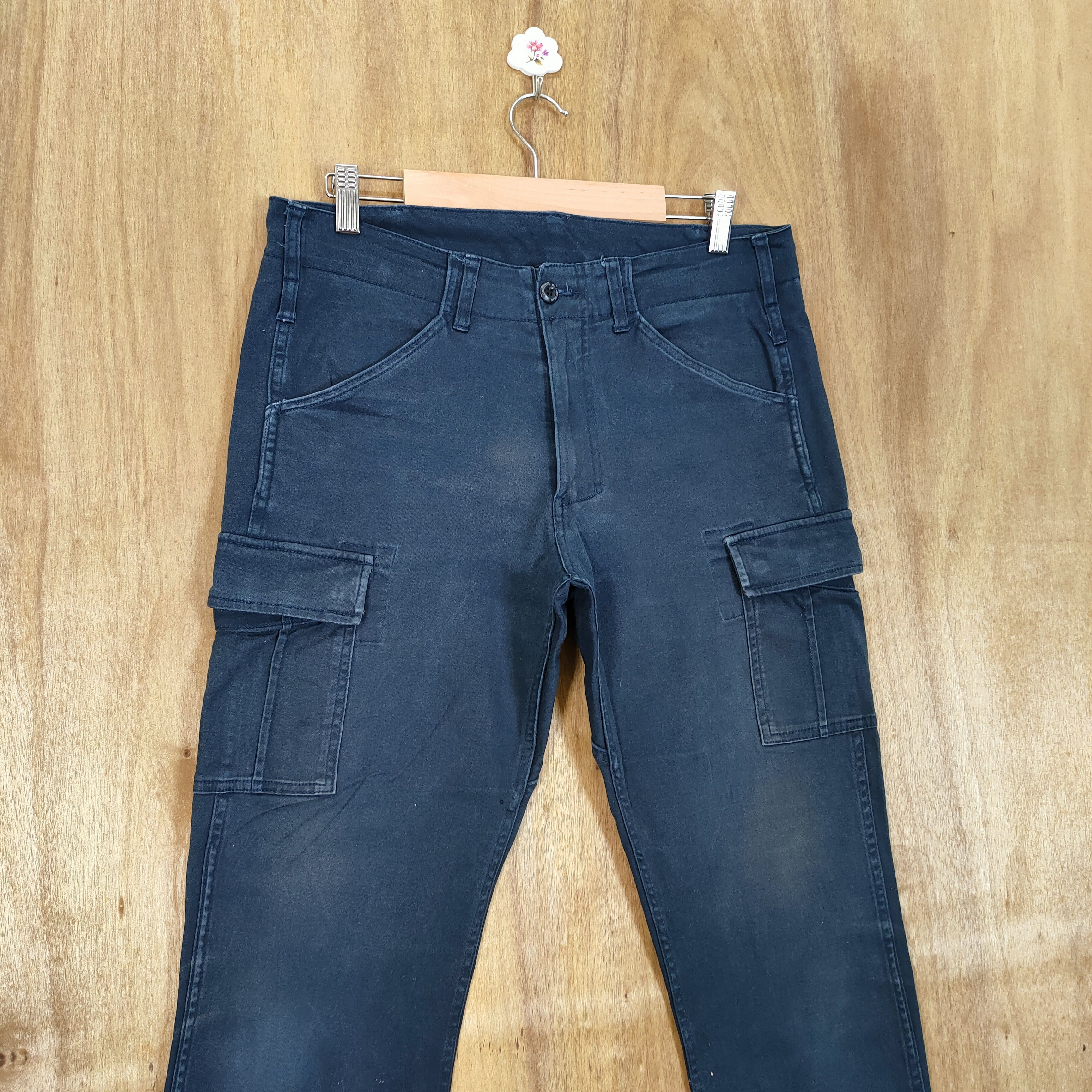 Japanese Brand VINTAGE JAPANESE SKINNY DARK BLUE CARGO PANTS Size US 30 / EU 46 - 2 Thumbnail