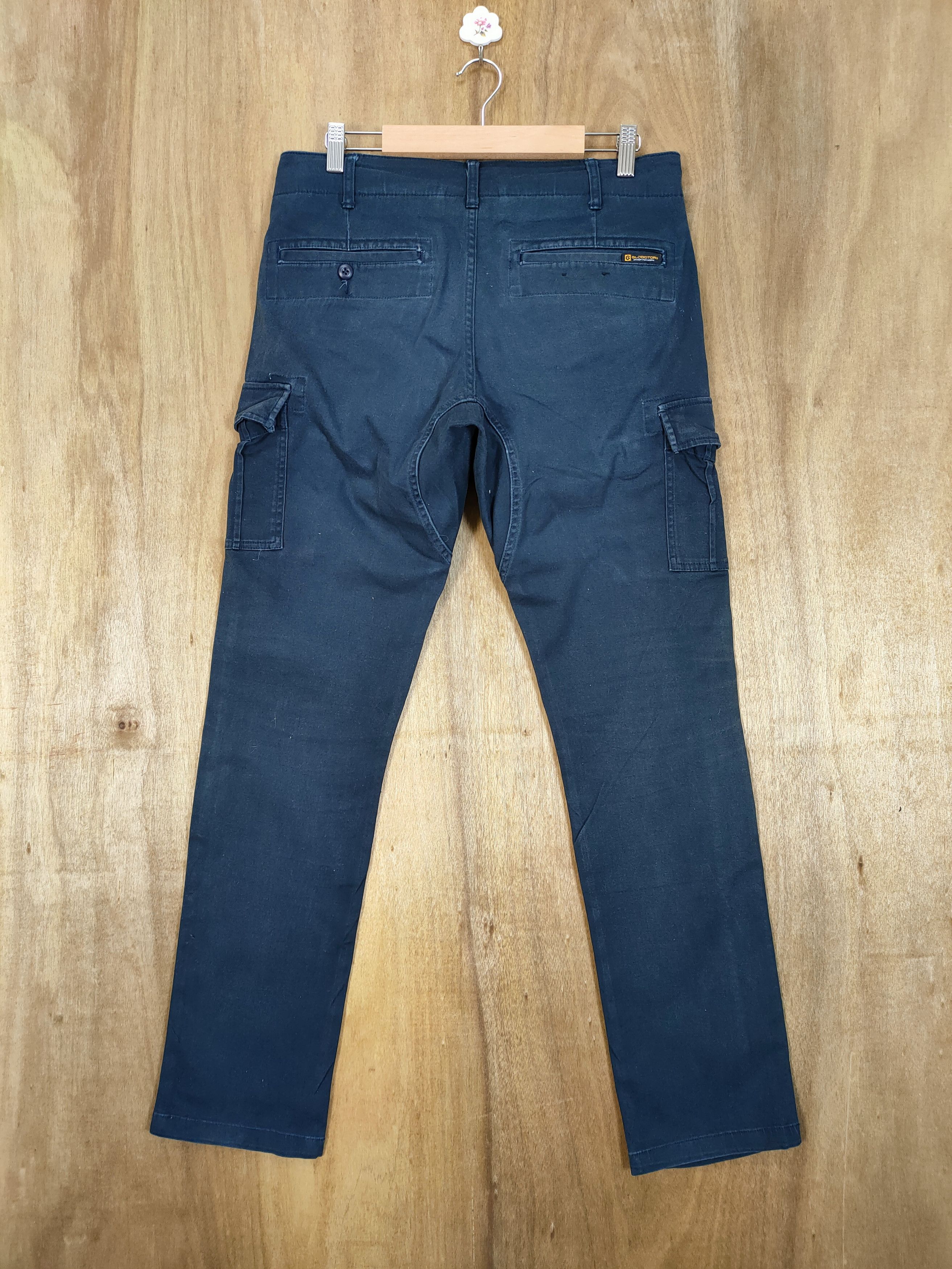 Japanese Brand VINTAGE JAPANESE SKINNY DARK BLUE CARGO PANTS Size US 30 / EU 46 - 6 Thumbnail