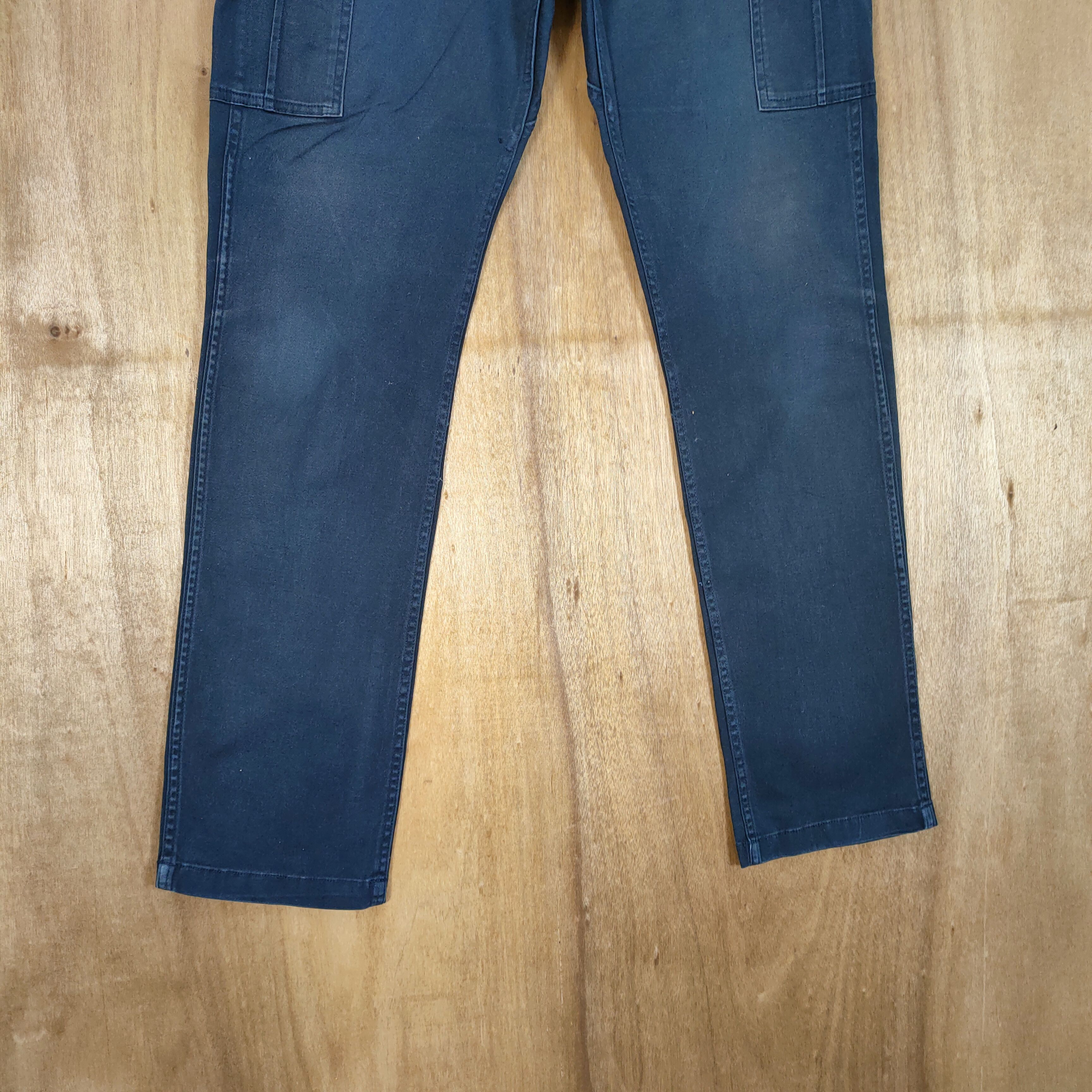 Japanese Brand VINTAGE JAPANESE SKINNY DARK BLUE CARGO PANTS Size US 30 / EU 46 - 3 Thumbnail