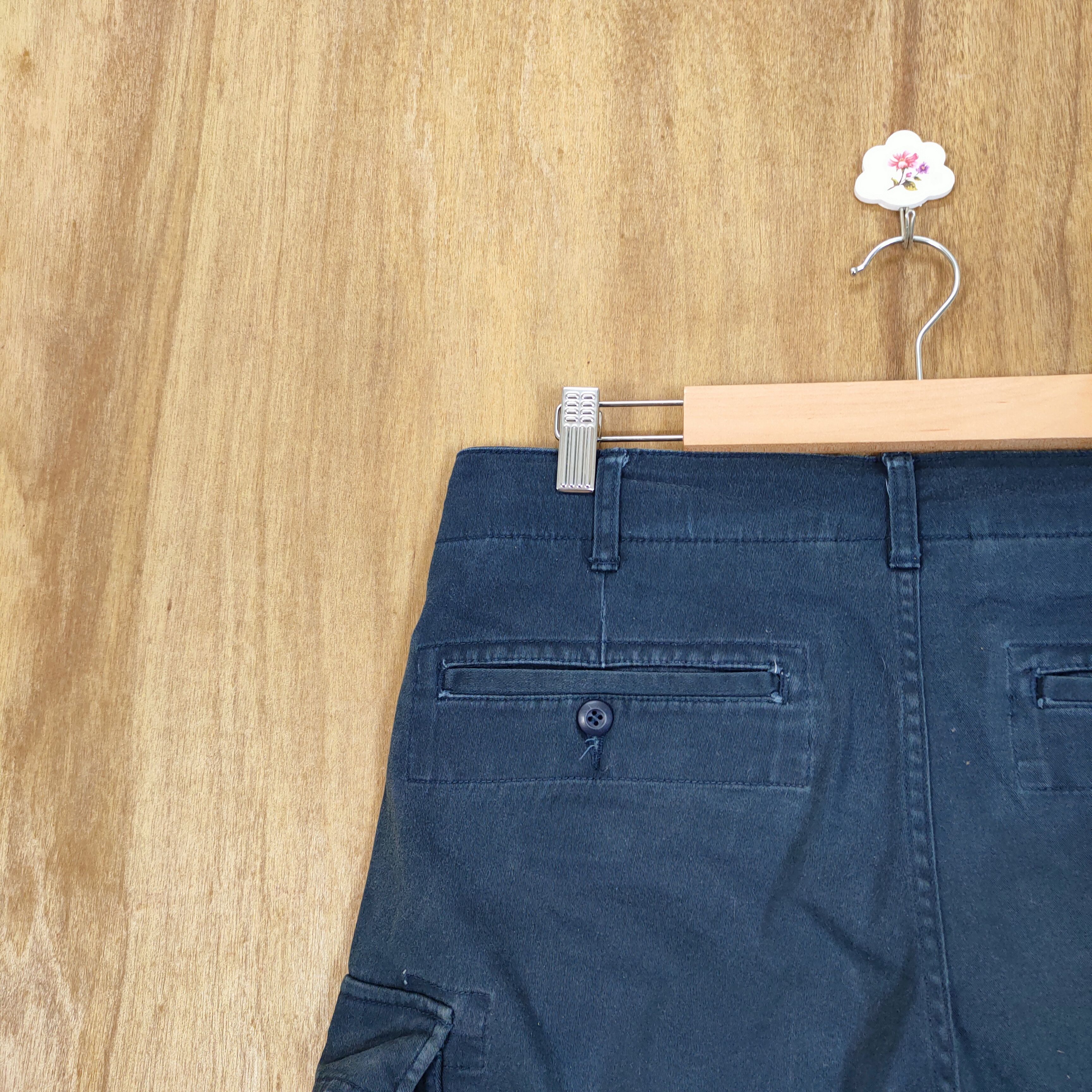 Japanese Brand VINTAGE JAPANESE SKINNY DARK BLUE CARGO PANTS Size US 30 / EU 46 - 9 Thumbnail