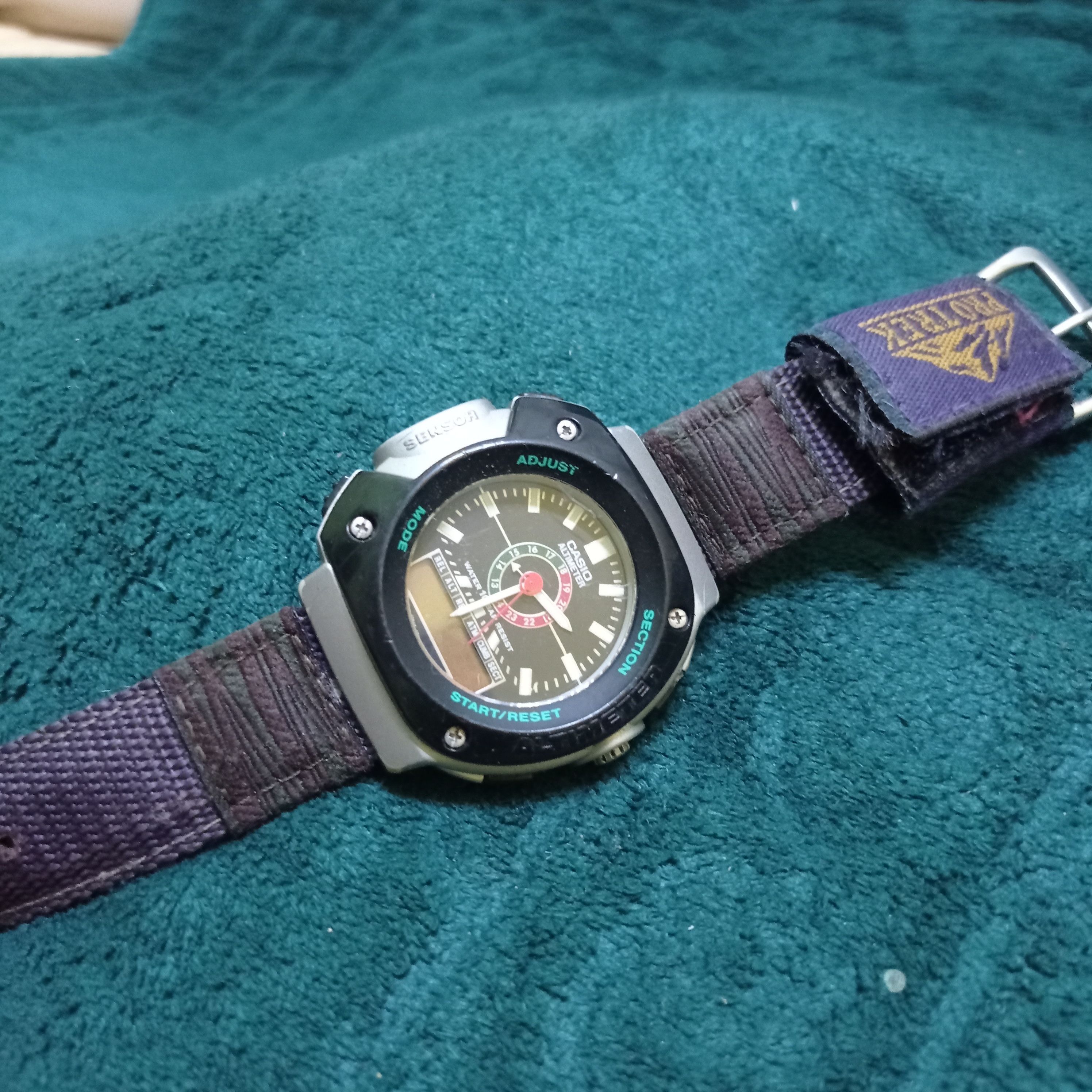 Casio × Japanese Brand × Vintage Retro Casio Protrek