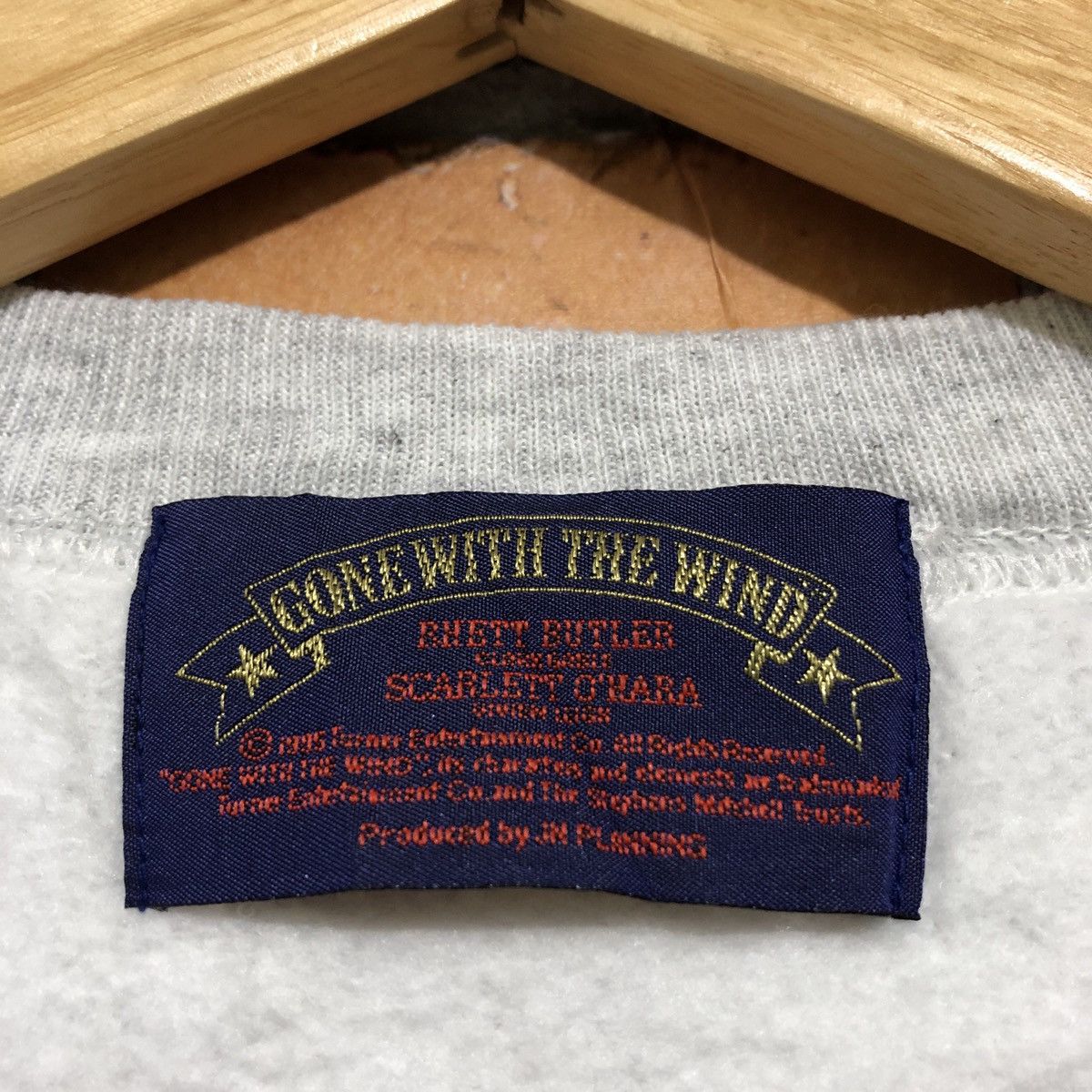 Vintage Vintage Gone With The Wind 1995 Sweatshirt Dead Stock Size US L / EU 52-54 / 3 - 4 Thumbnail