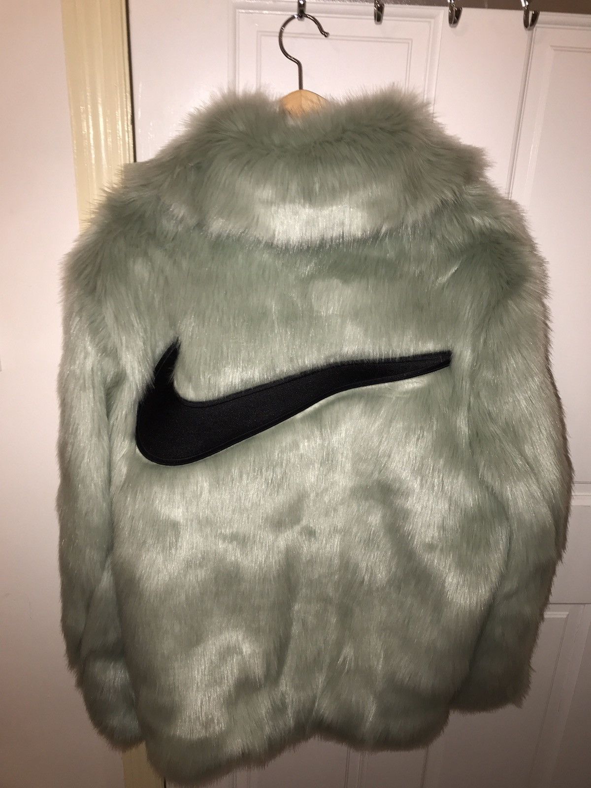 Nike Nike x Ambush Reversible Faux Fur Coat Jade Horizon Black 