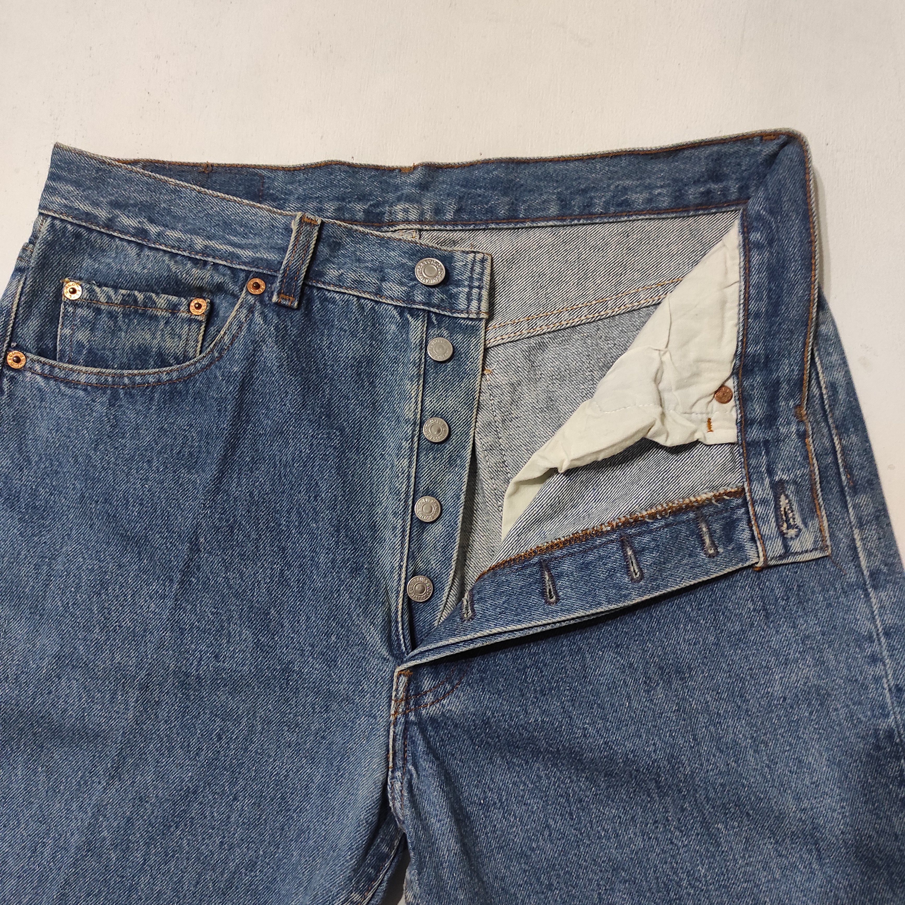 Levi's Vintage Levis 501 Denim Jeans made in USA Size US 32 / EU 48 - 7 Thumbnail