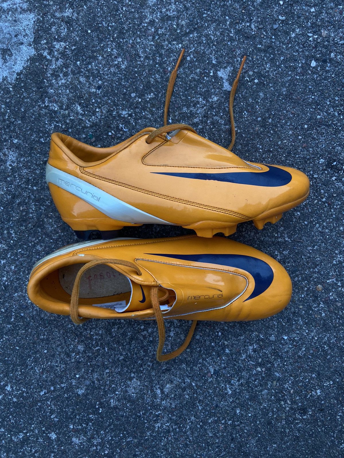 old nike boots