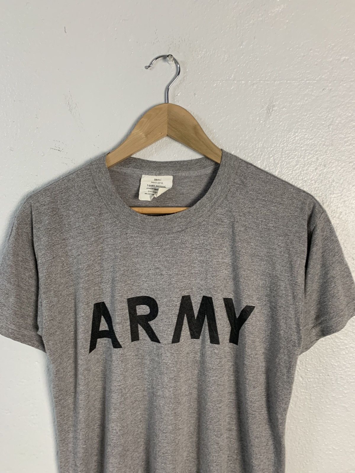 Vintage Vintage Army Tshirt Size US S / EU 44-46 / 1 - 4 Thumbnail